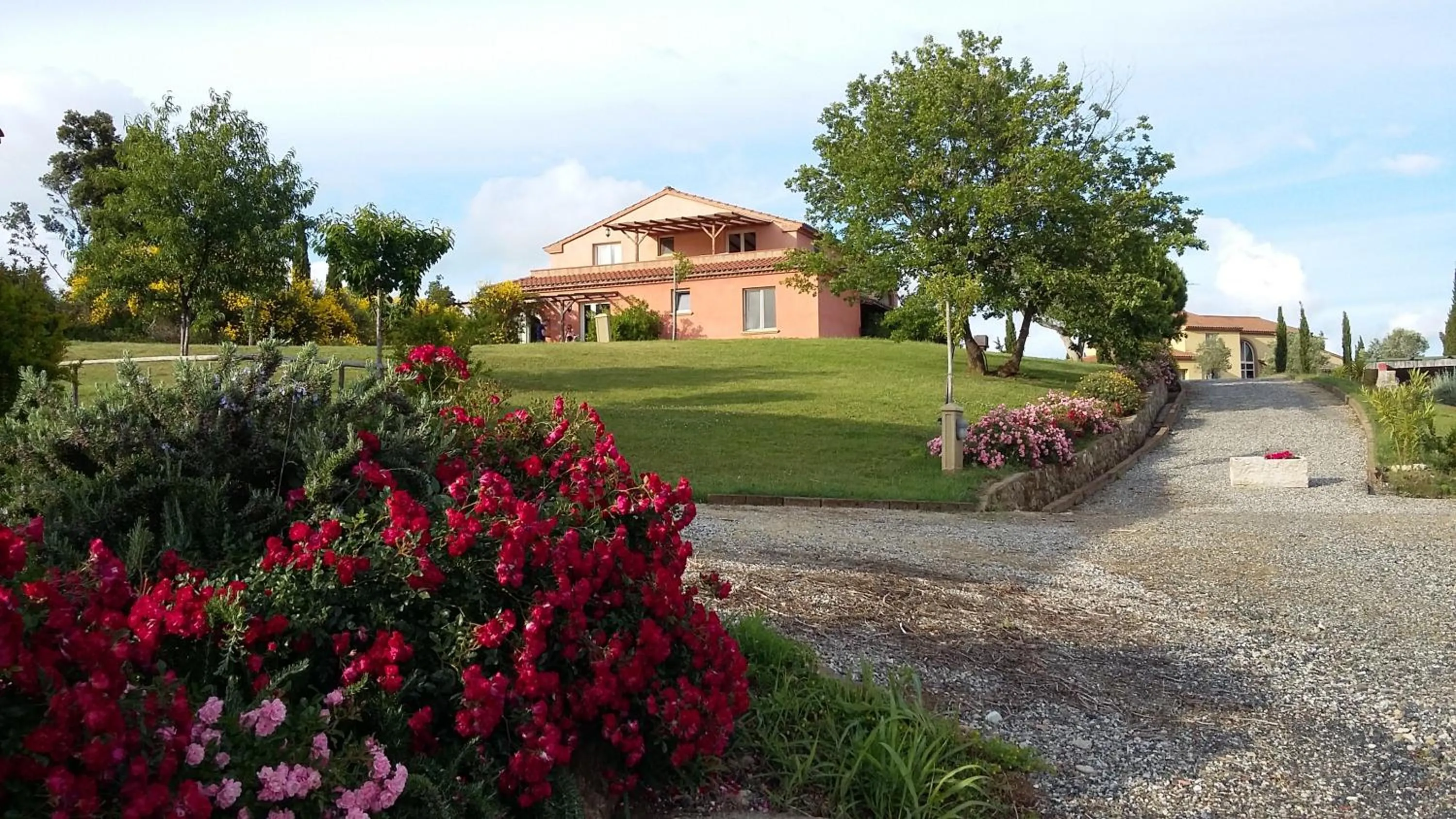 Property building in Borgo Felciaione
