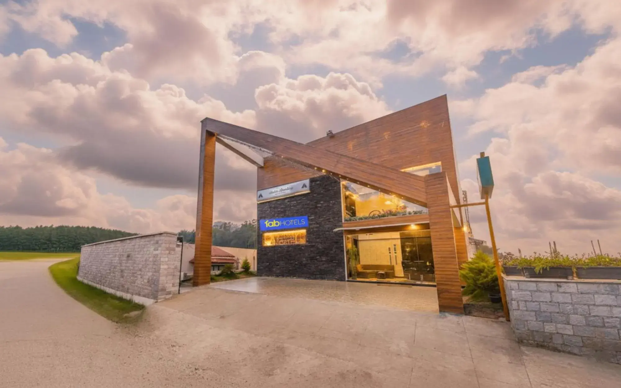 Property building in FabHotel Sholas Residency I - Nr Government Rose Garden Property building in FabHotel Sholas Residency I - Nr Government Rose Garden