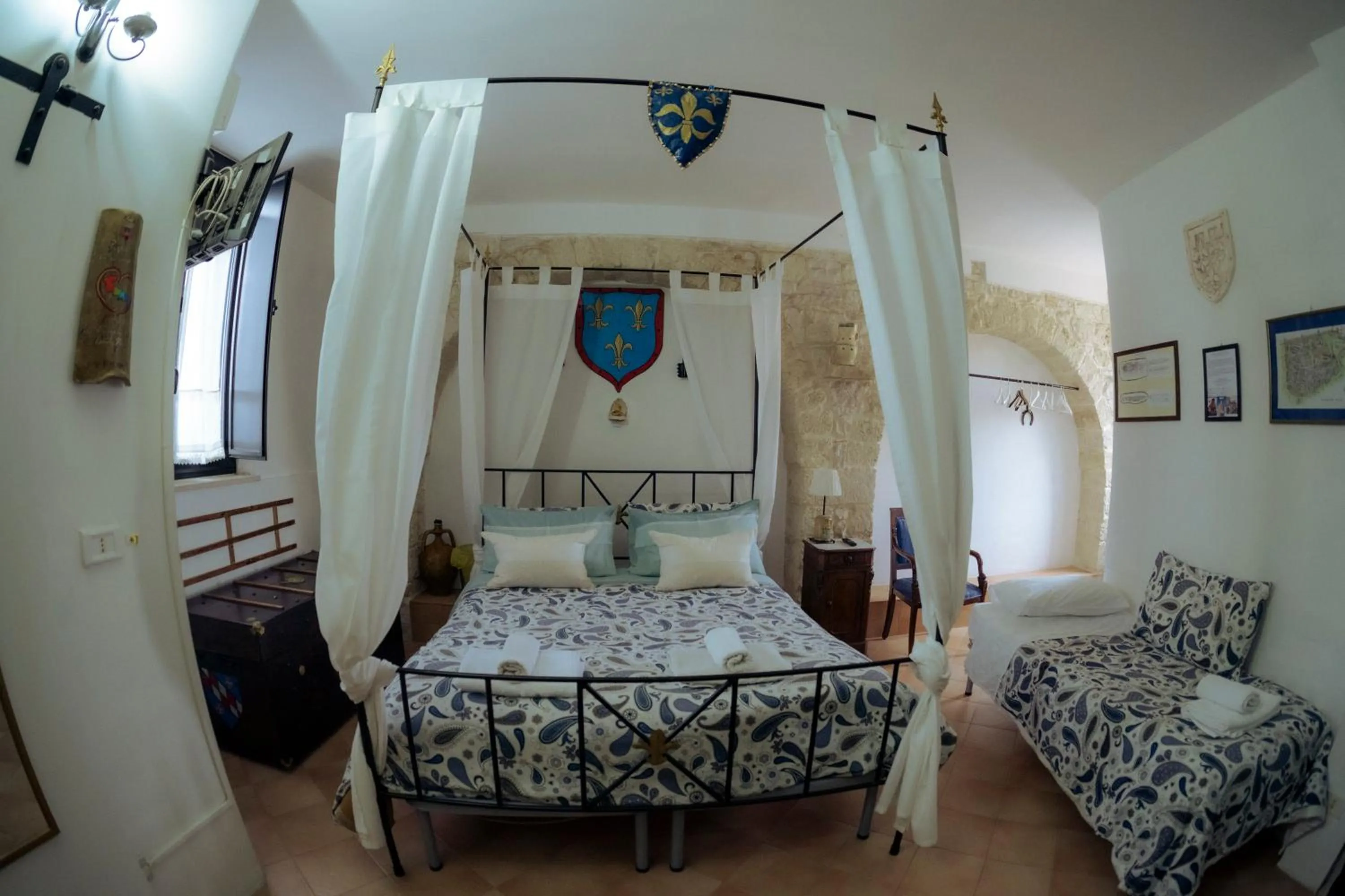 Photo of the whole room, Bed in La Torre Storica