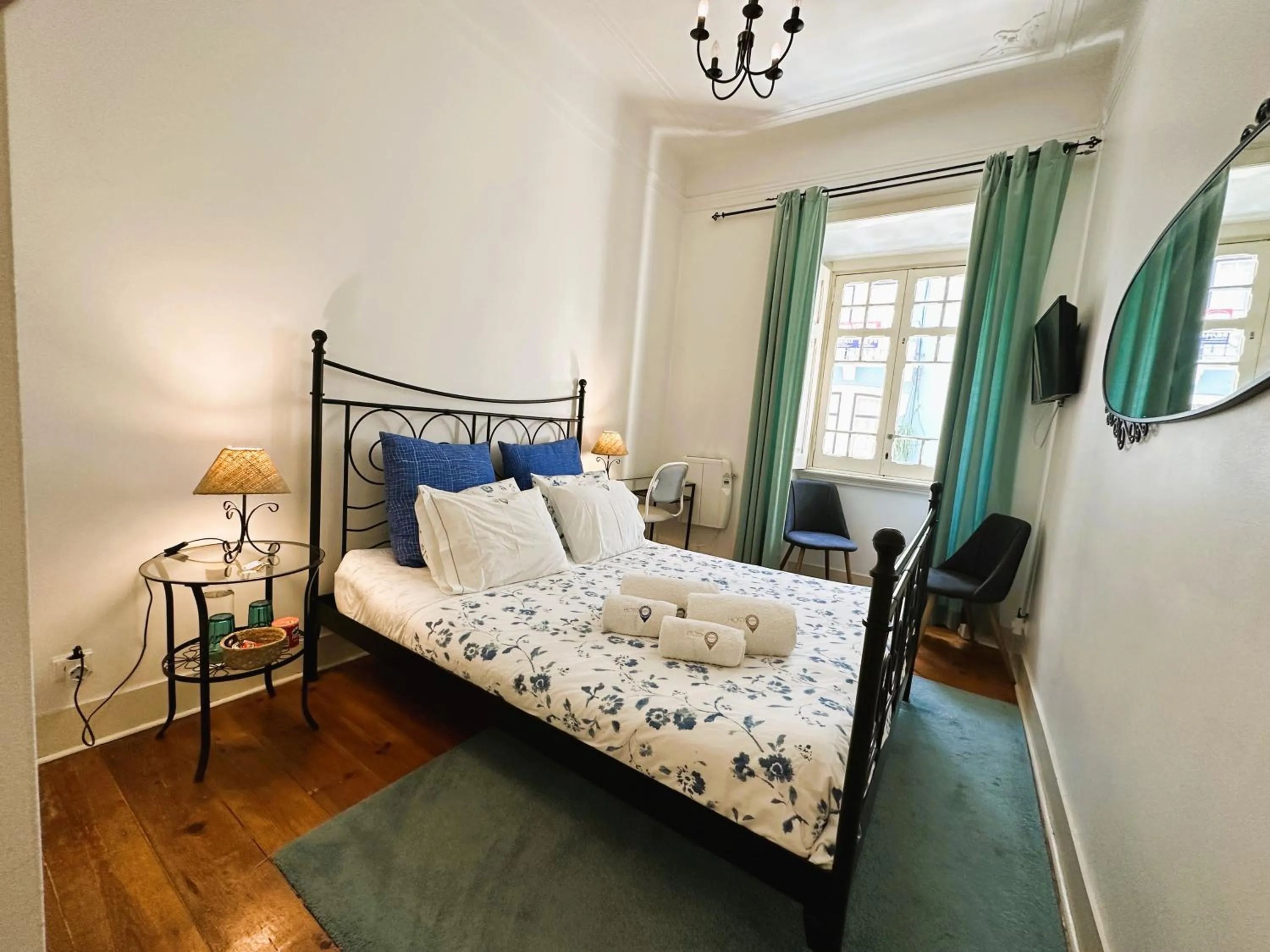 Bed in Estrela Charming Rooms by HOST-POINT