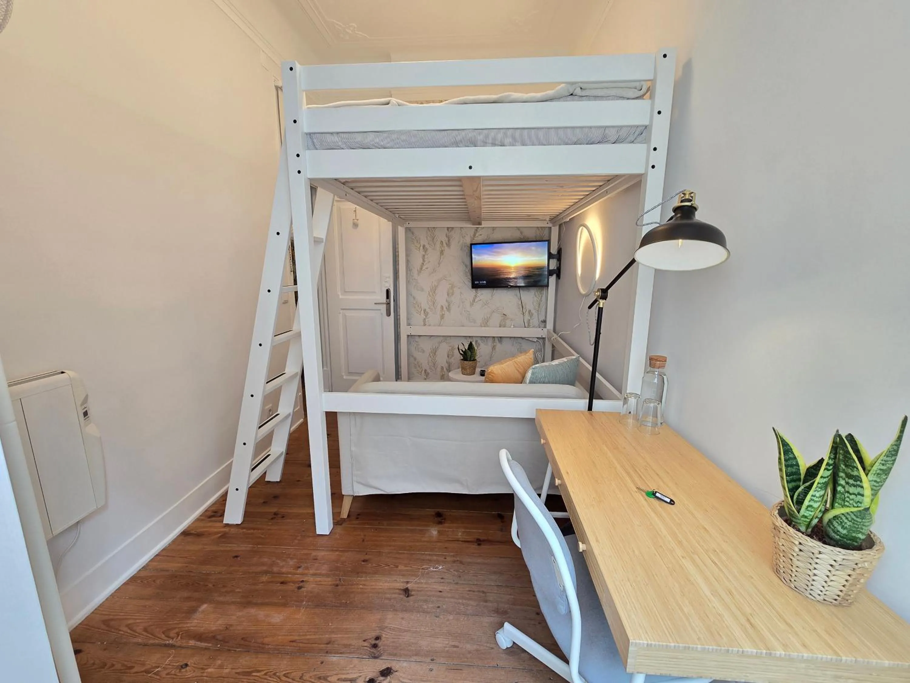 Bed in Estrela Charming Rooms by HOST-POINT