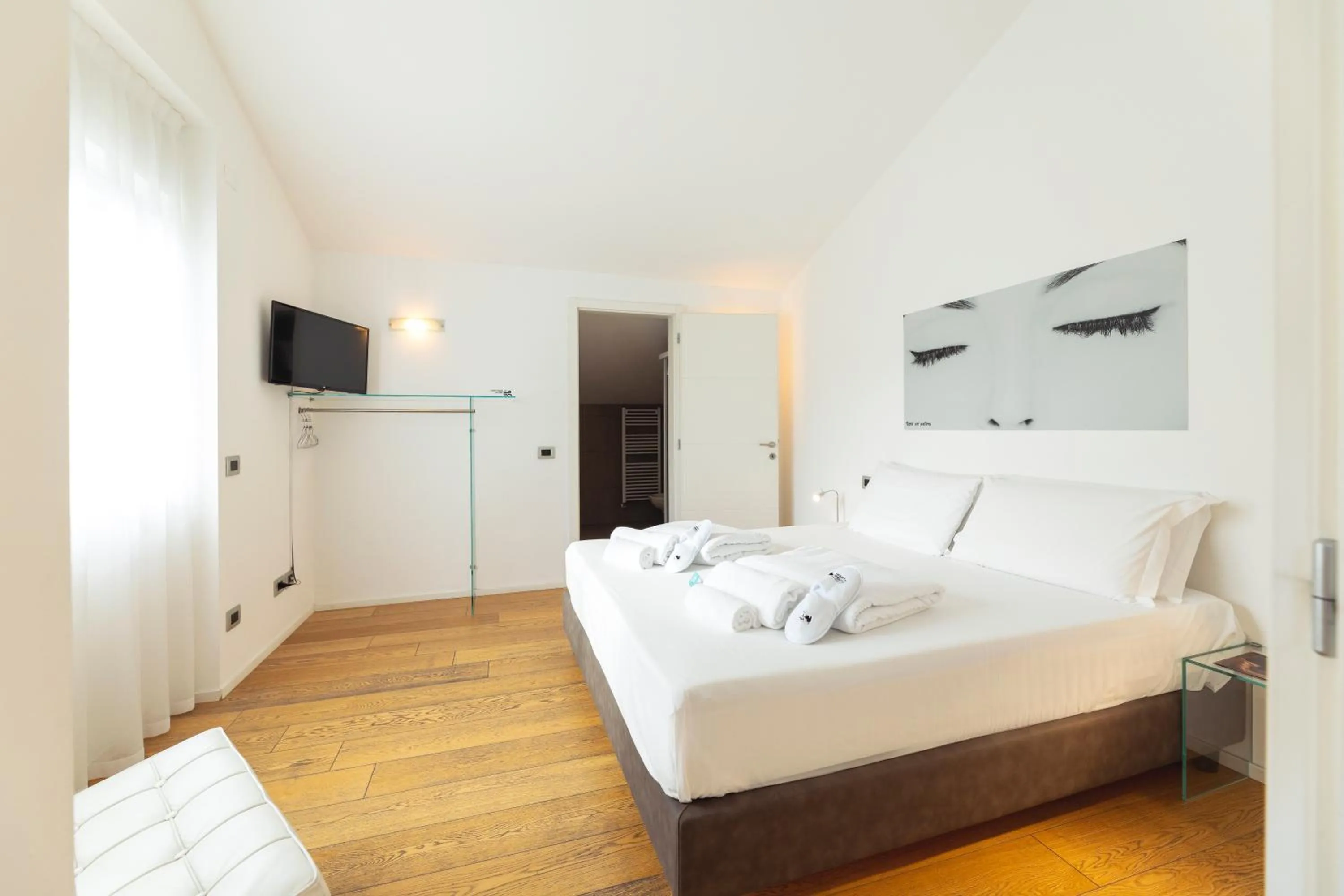 Bedroom, Bed in HEART OF TRENTO Loft & Rooms