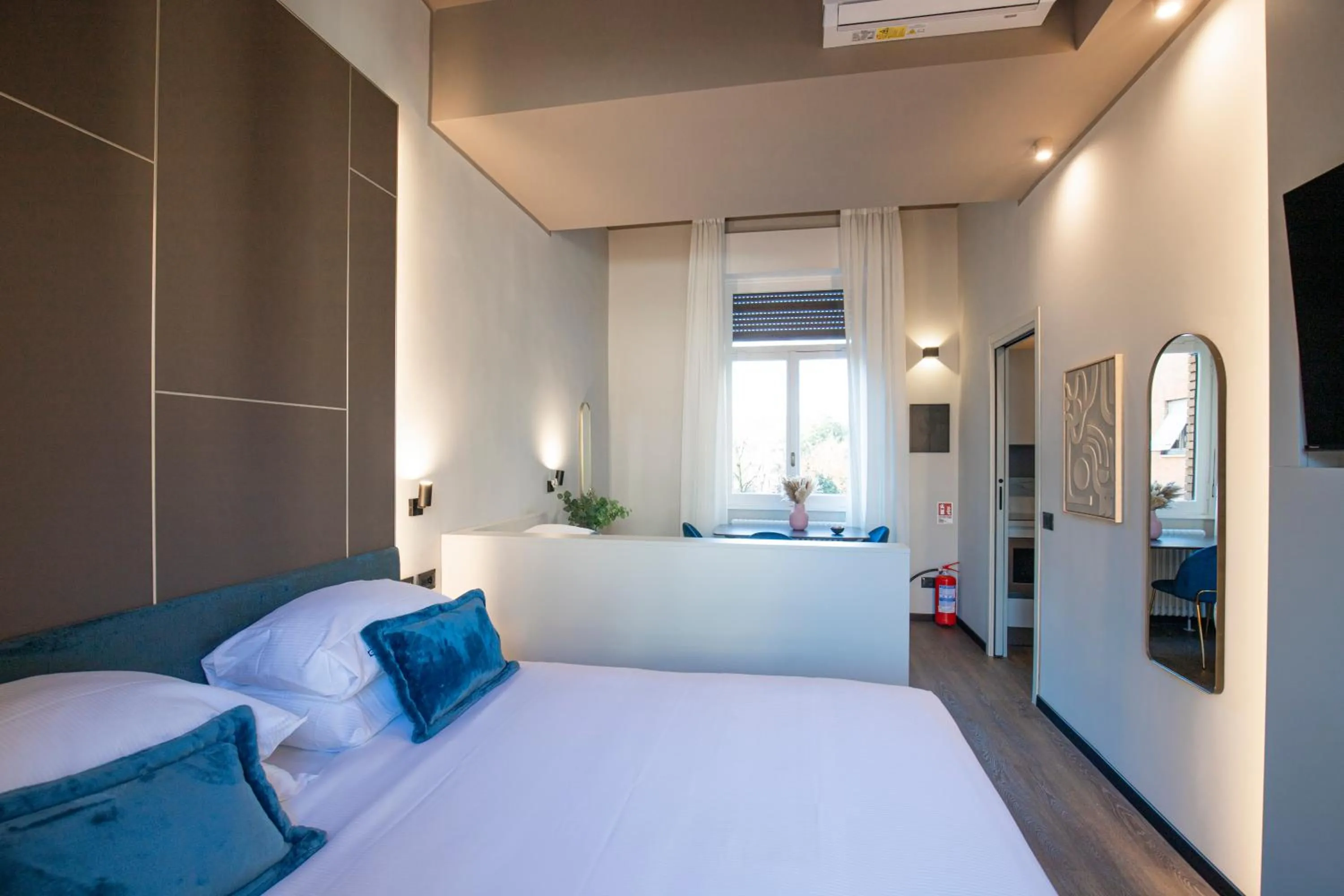 Photo of the whole room, Bed in AH - Collezione Brera