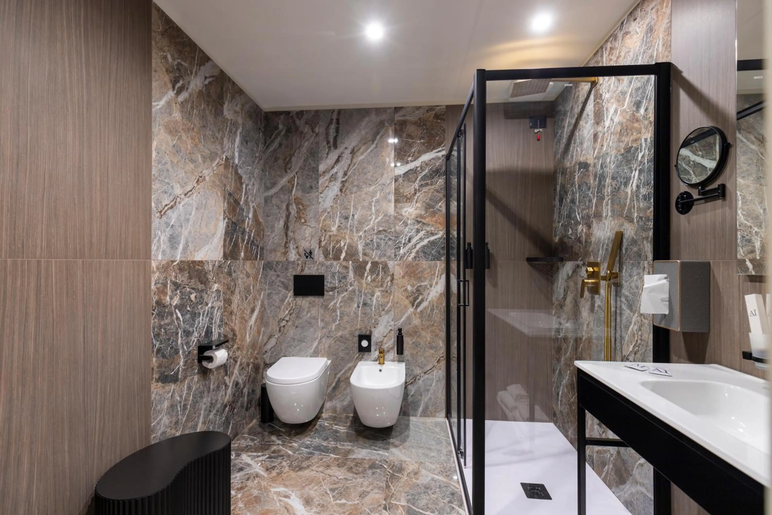 Shower in AH - Collezione Brera