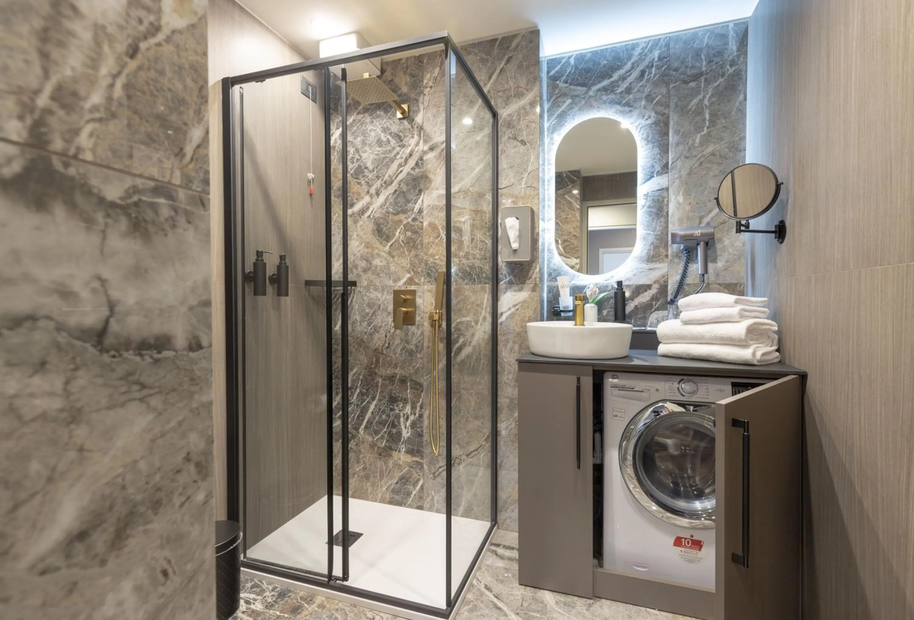 Bathroom in AH - Collezione Brera