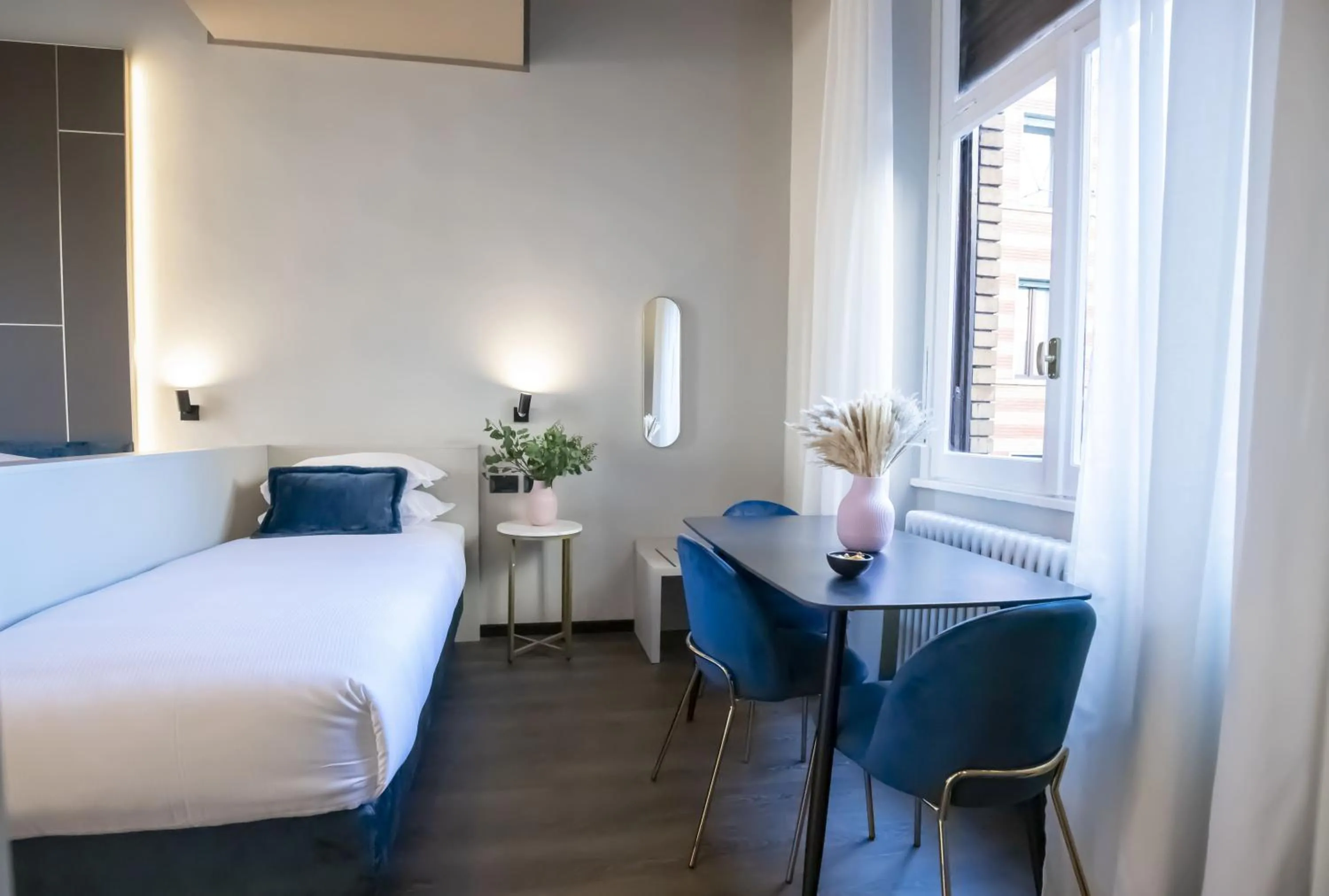Bedroom, Bed in AH - Collezione Brera