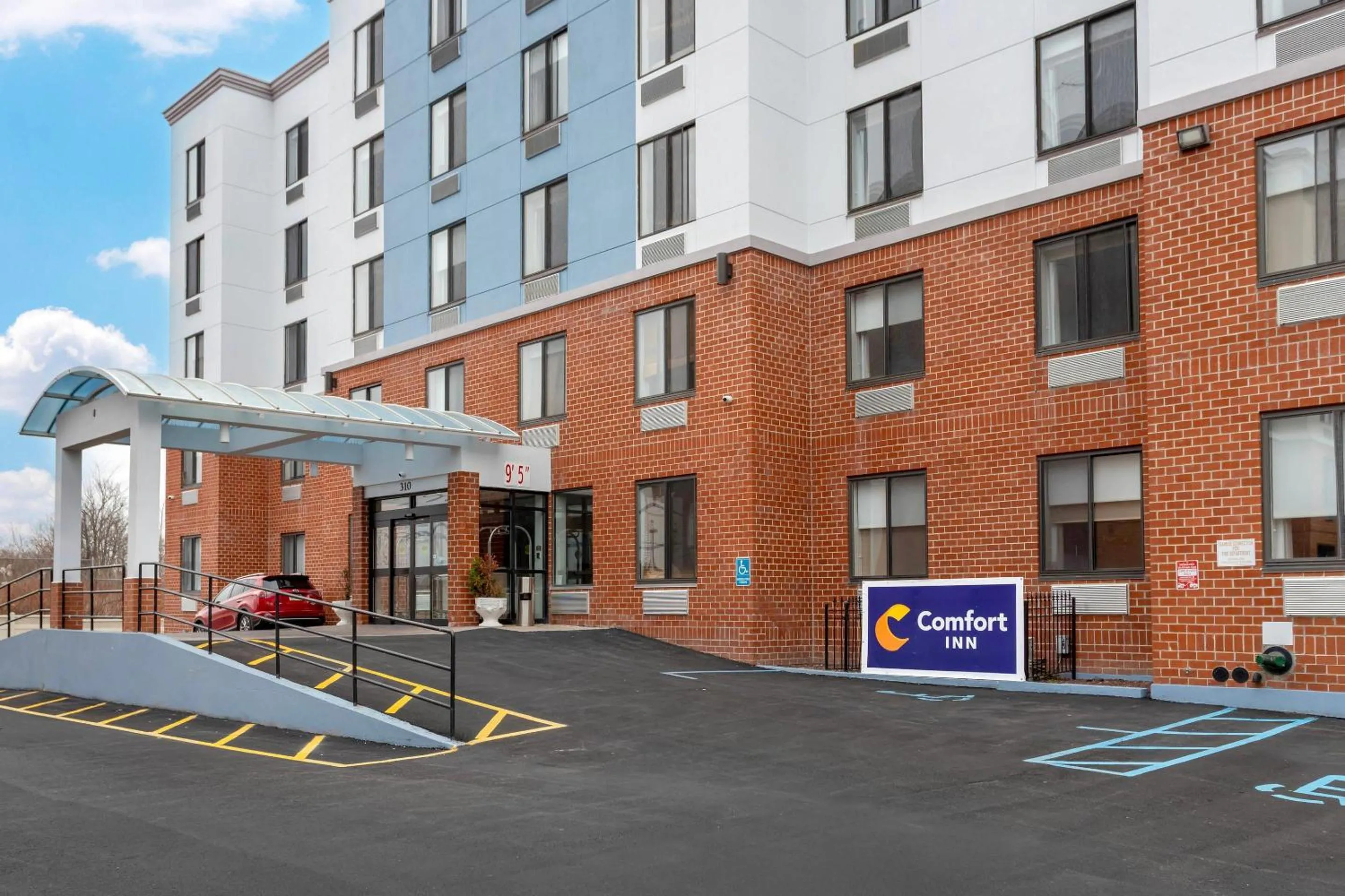 Property building in Comfort Inn