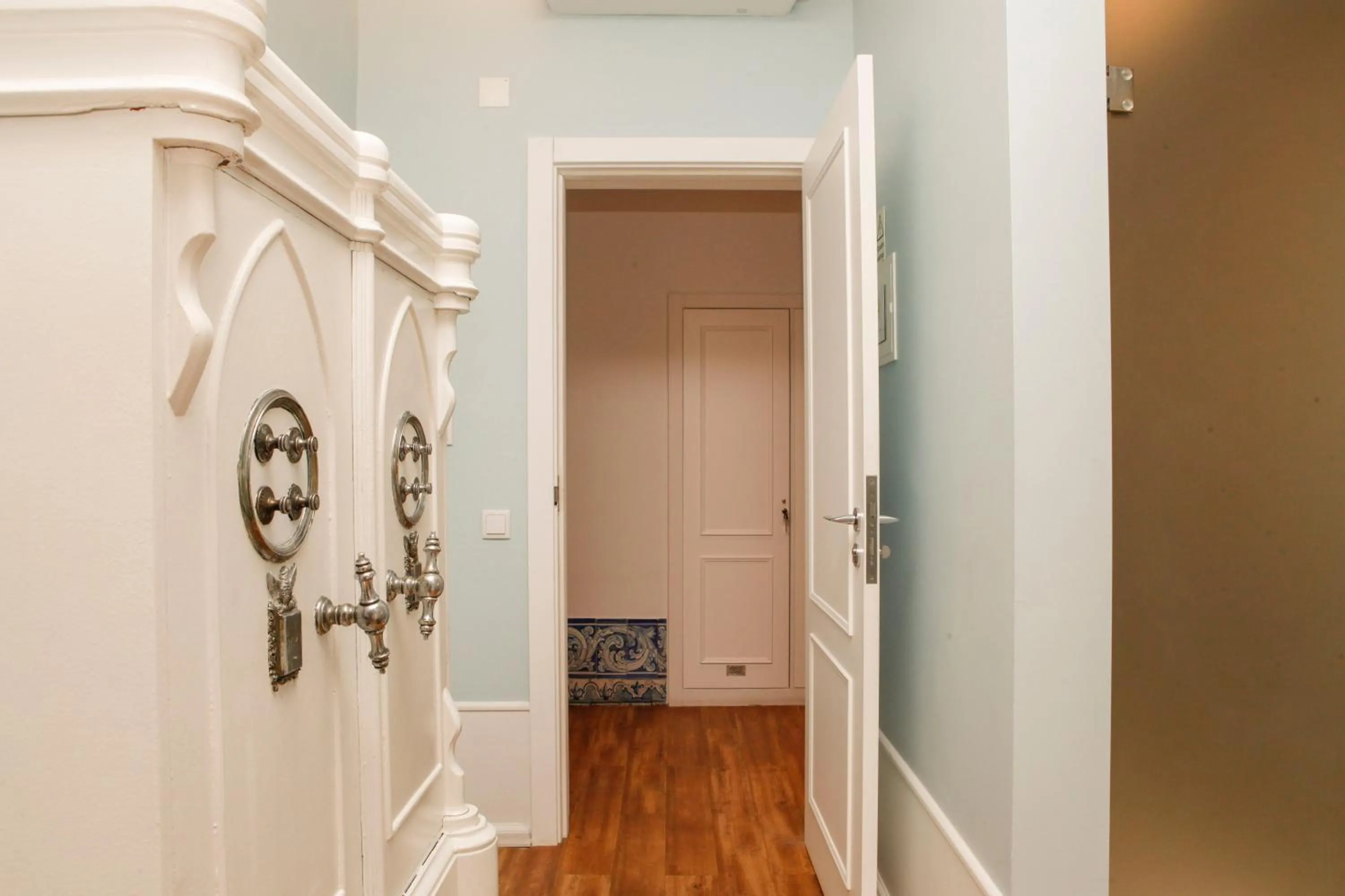 Decorative detail in Alecrim ao Chiado