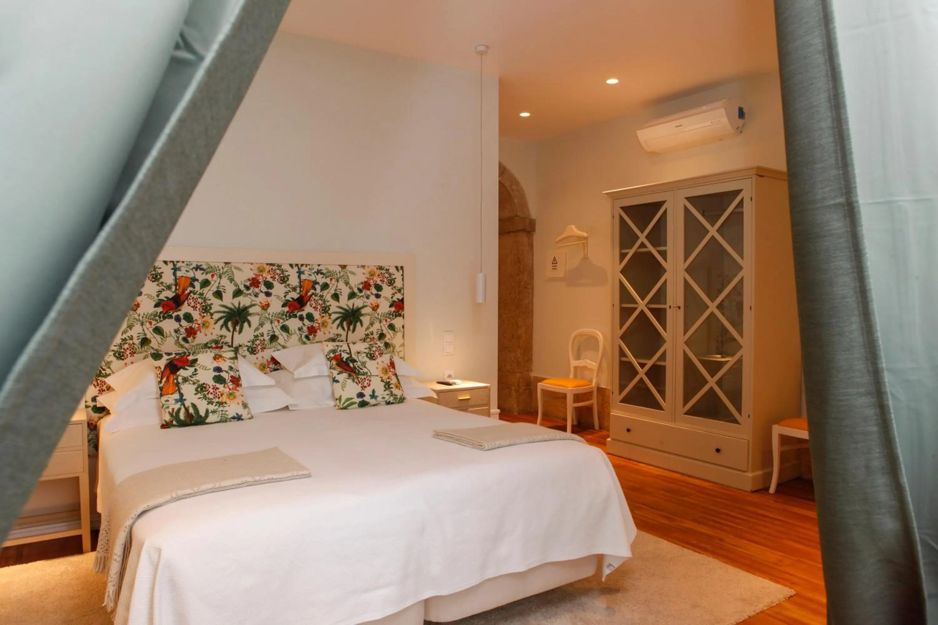 Bedroom, Bed in Alecrim ao Chiado