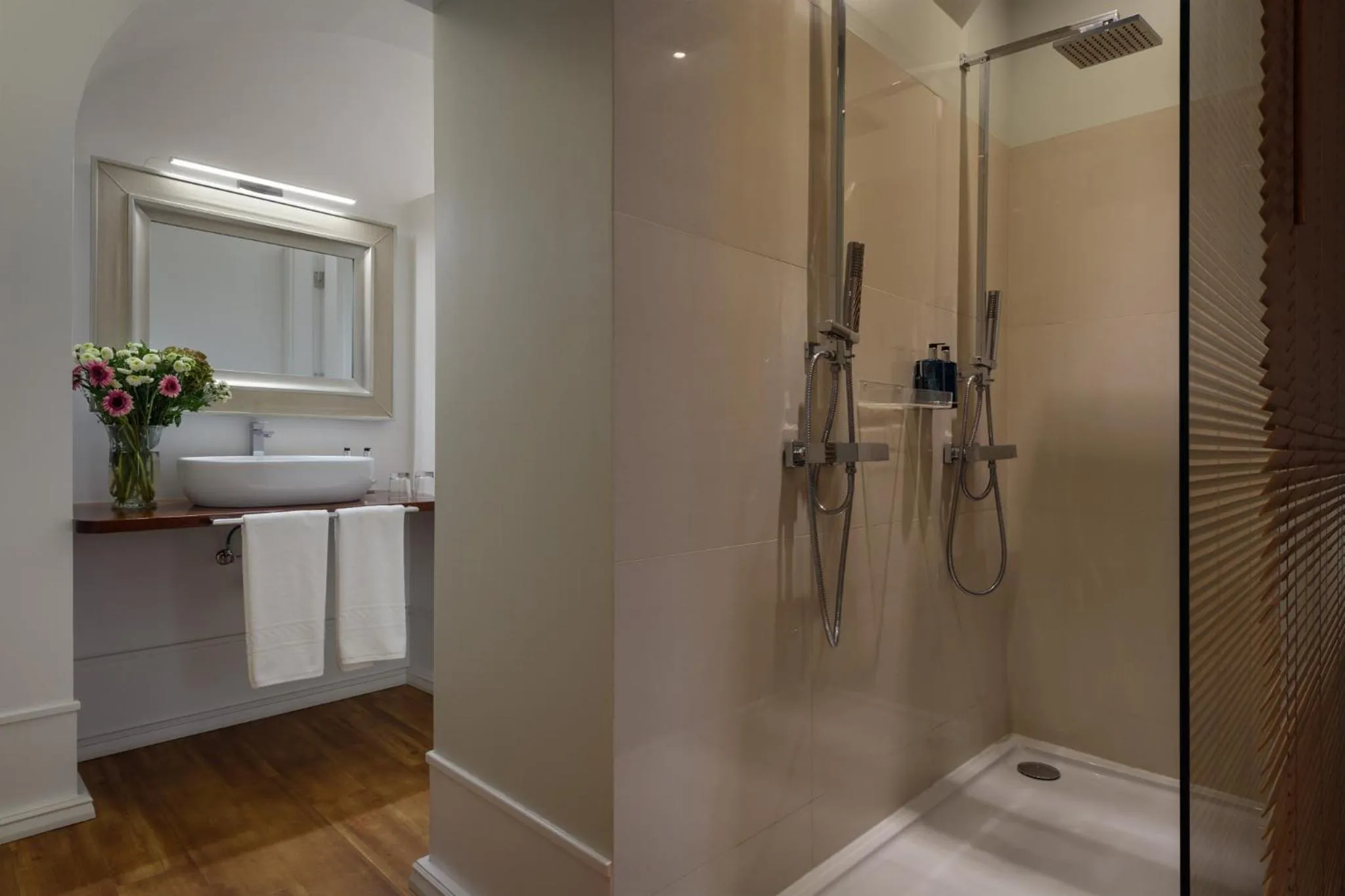 Bathroom in Alecrim ao Chiado