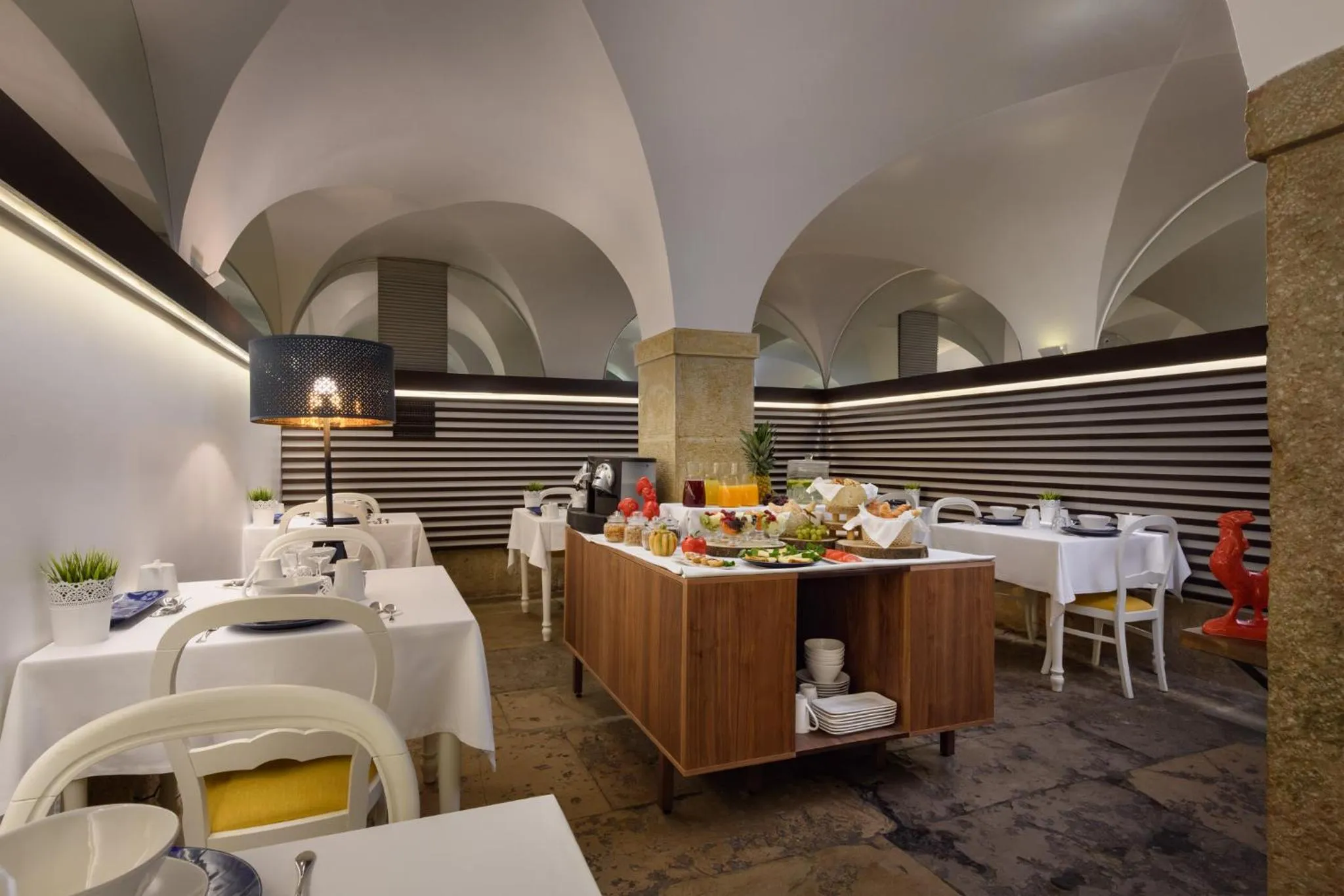 Restaurant/places to eat in Alecrim ao Chiado