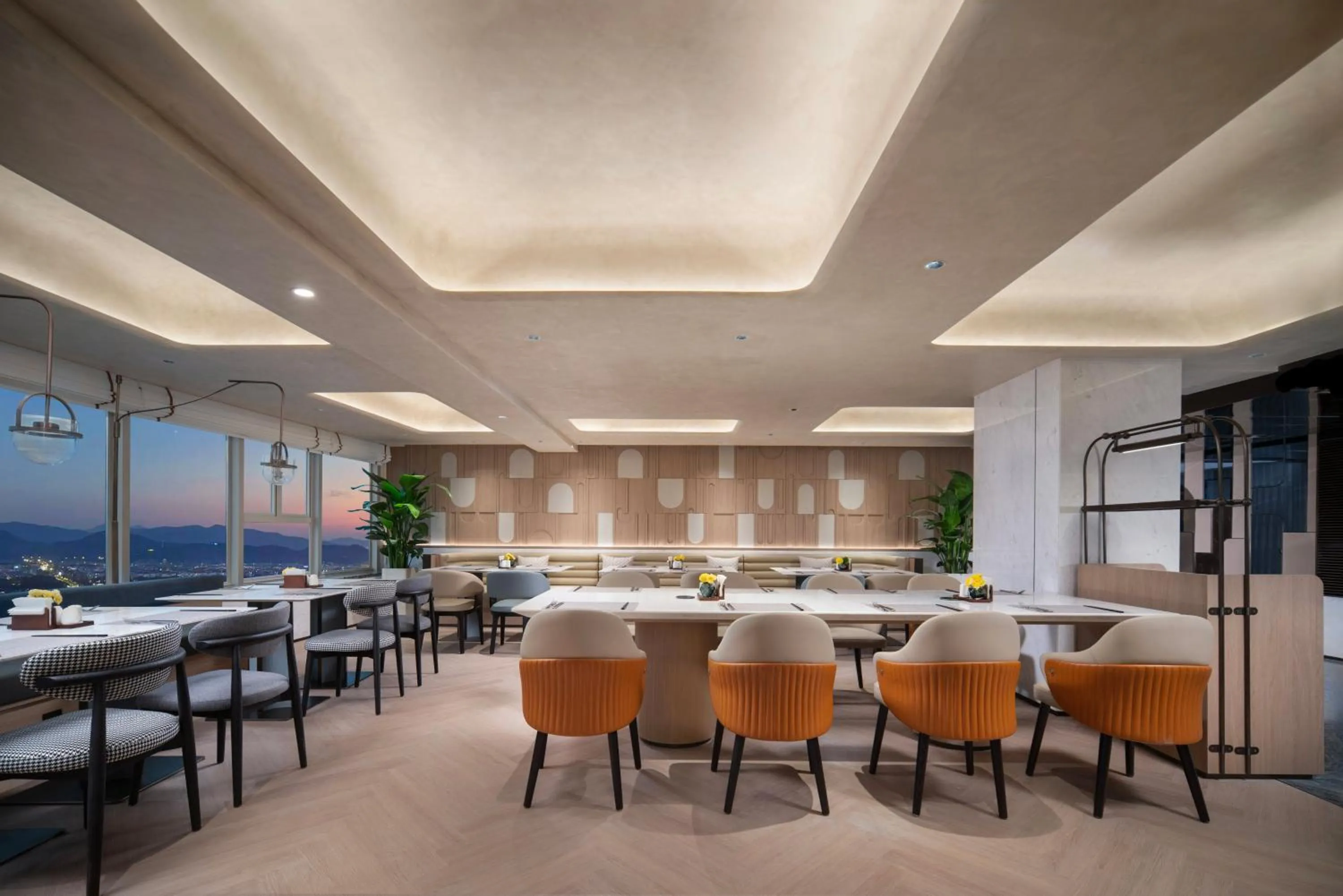 Breakfast in Holiday Inn Yiwu Center by IHG