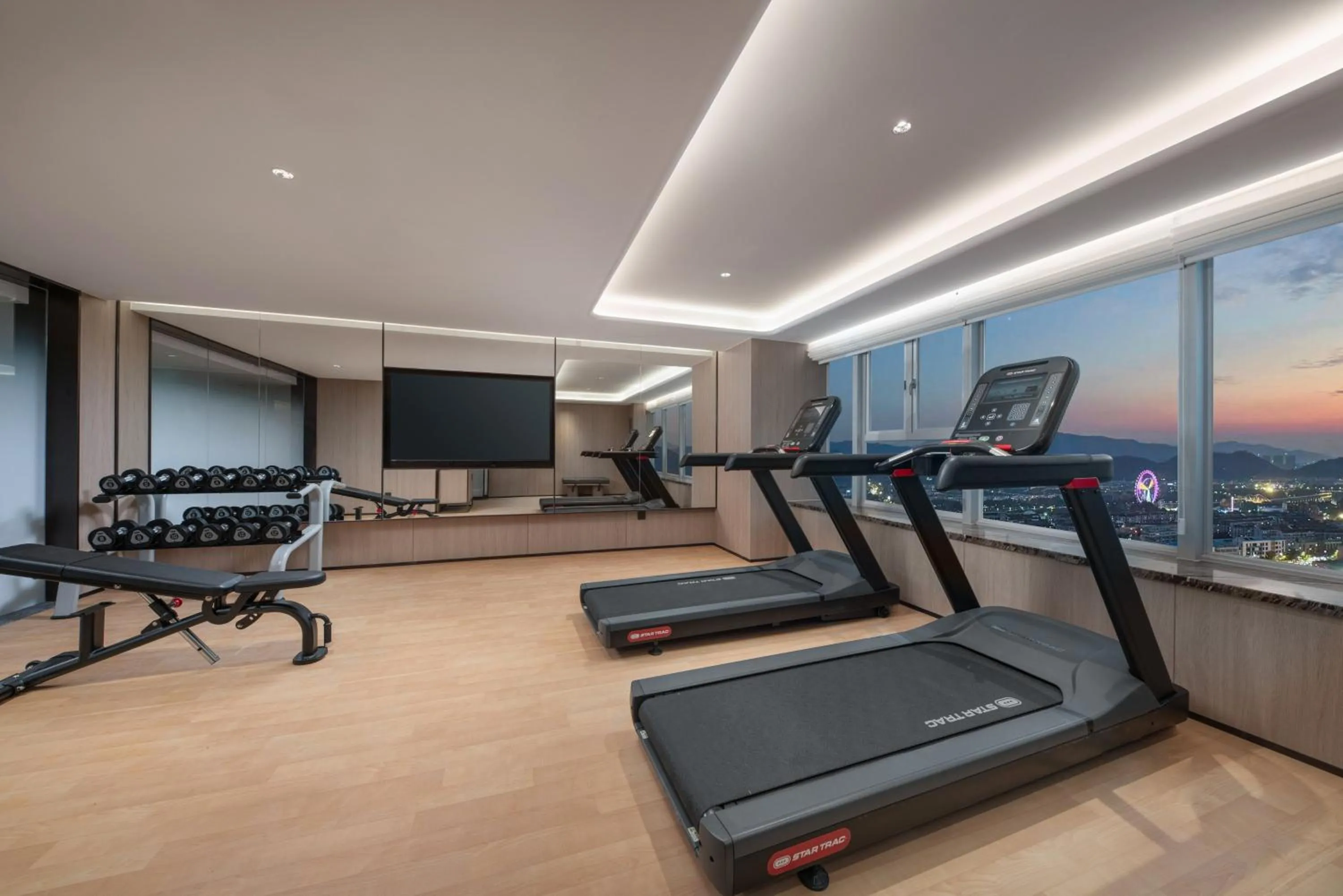 Spa and wellness centre/facilities in Holiday Inn Yiwu Center by IHG