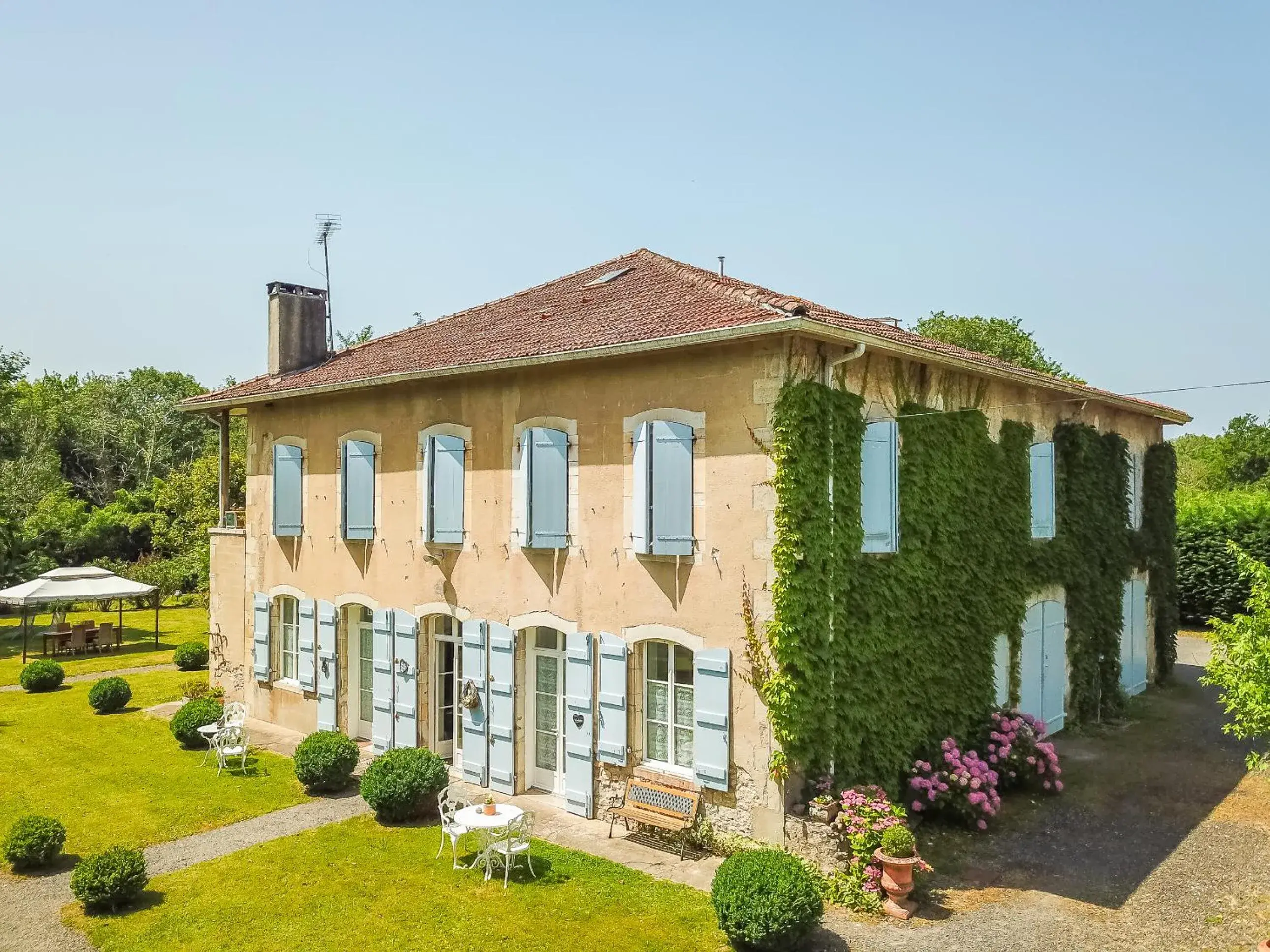 Appart'Hôtel Bellevue Appart'Hôtel Bellevue