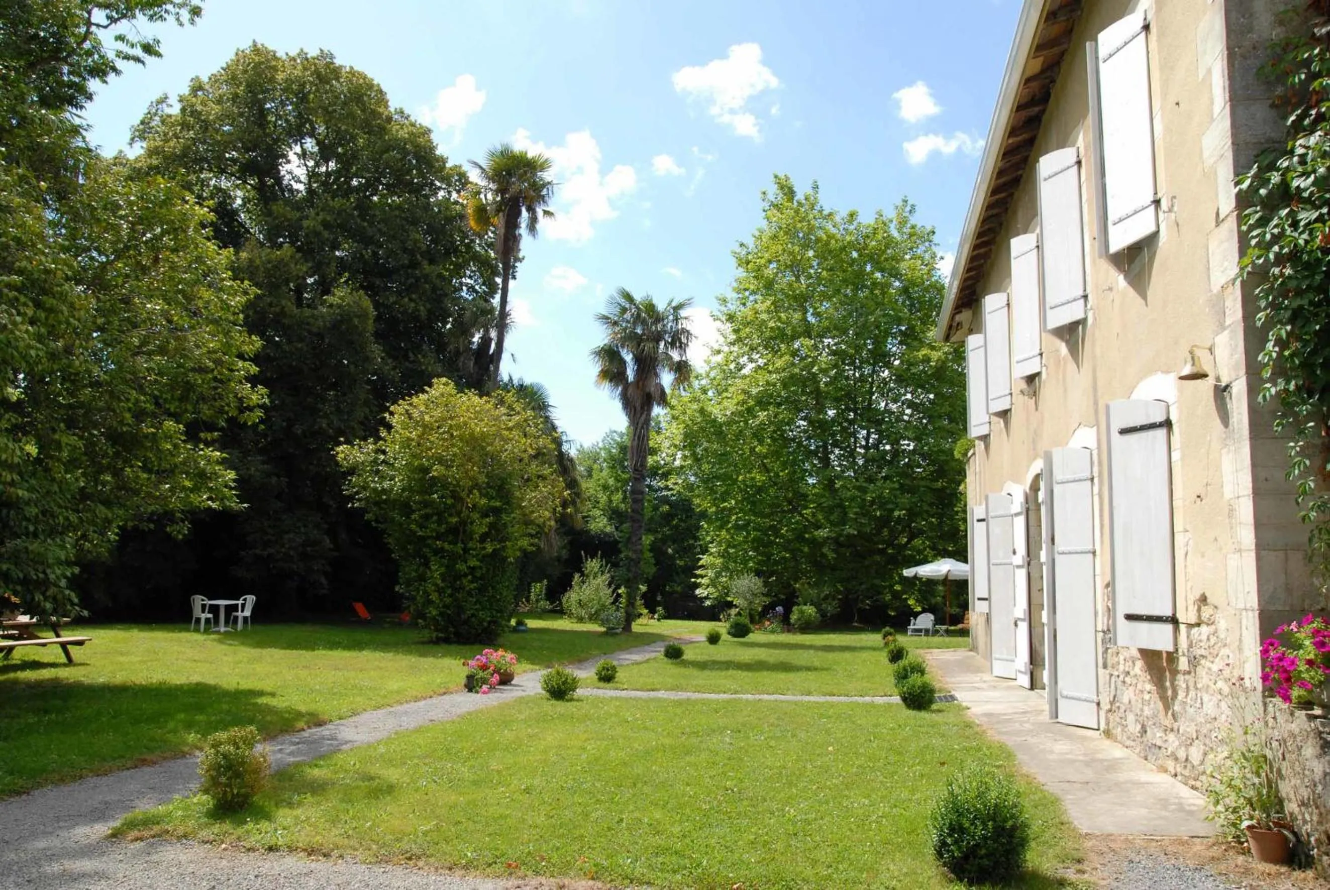 Property building in Appart'Hôtel Bellevue
