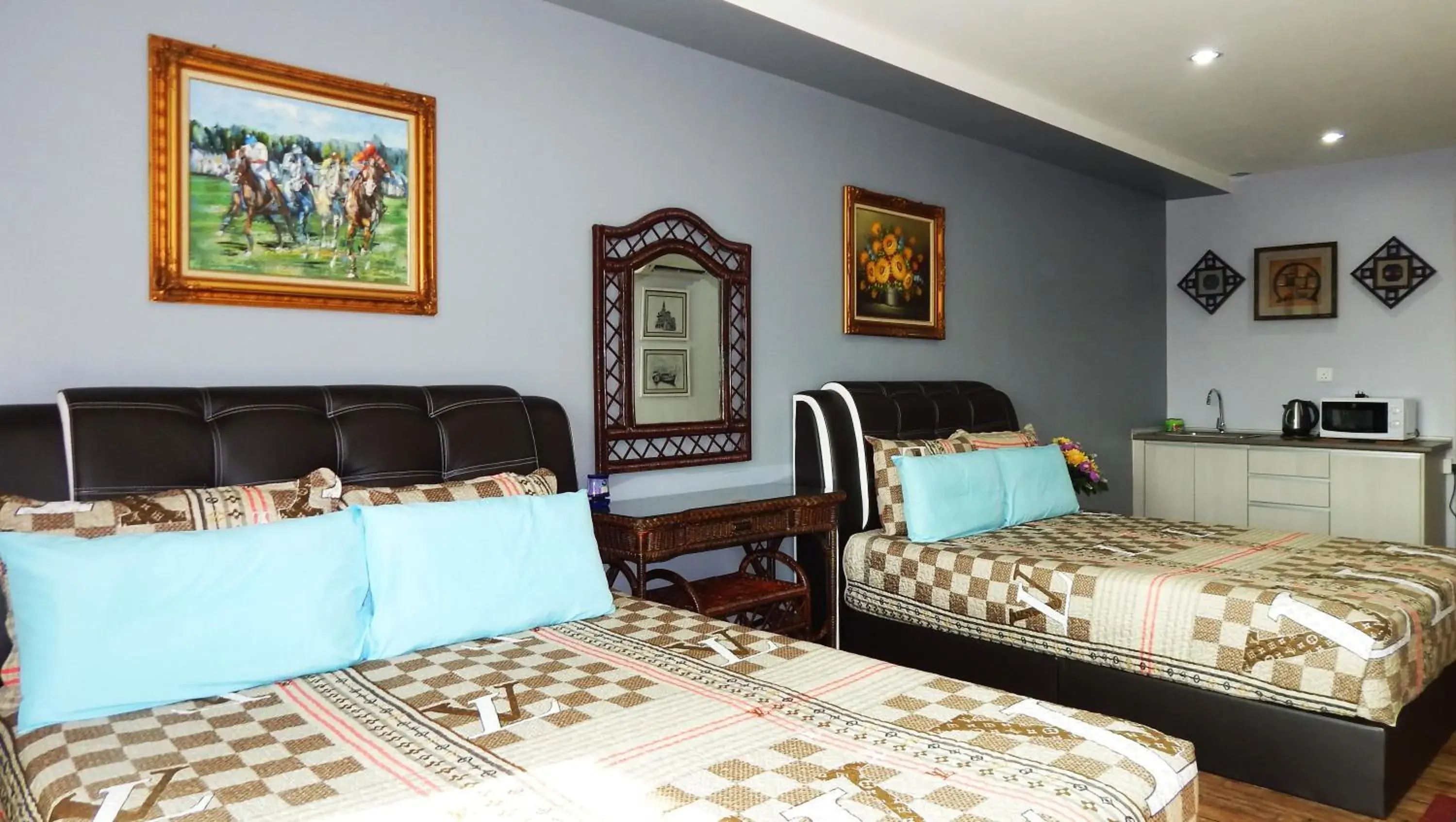 Bedroom, Bed in Wadi Iman Guesthouse @ i-City