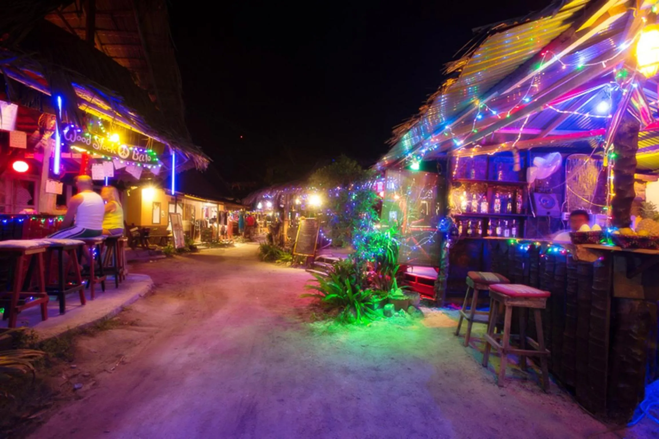 Night in The Hip Resort @ Phi Phi