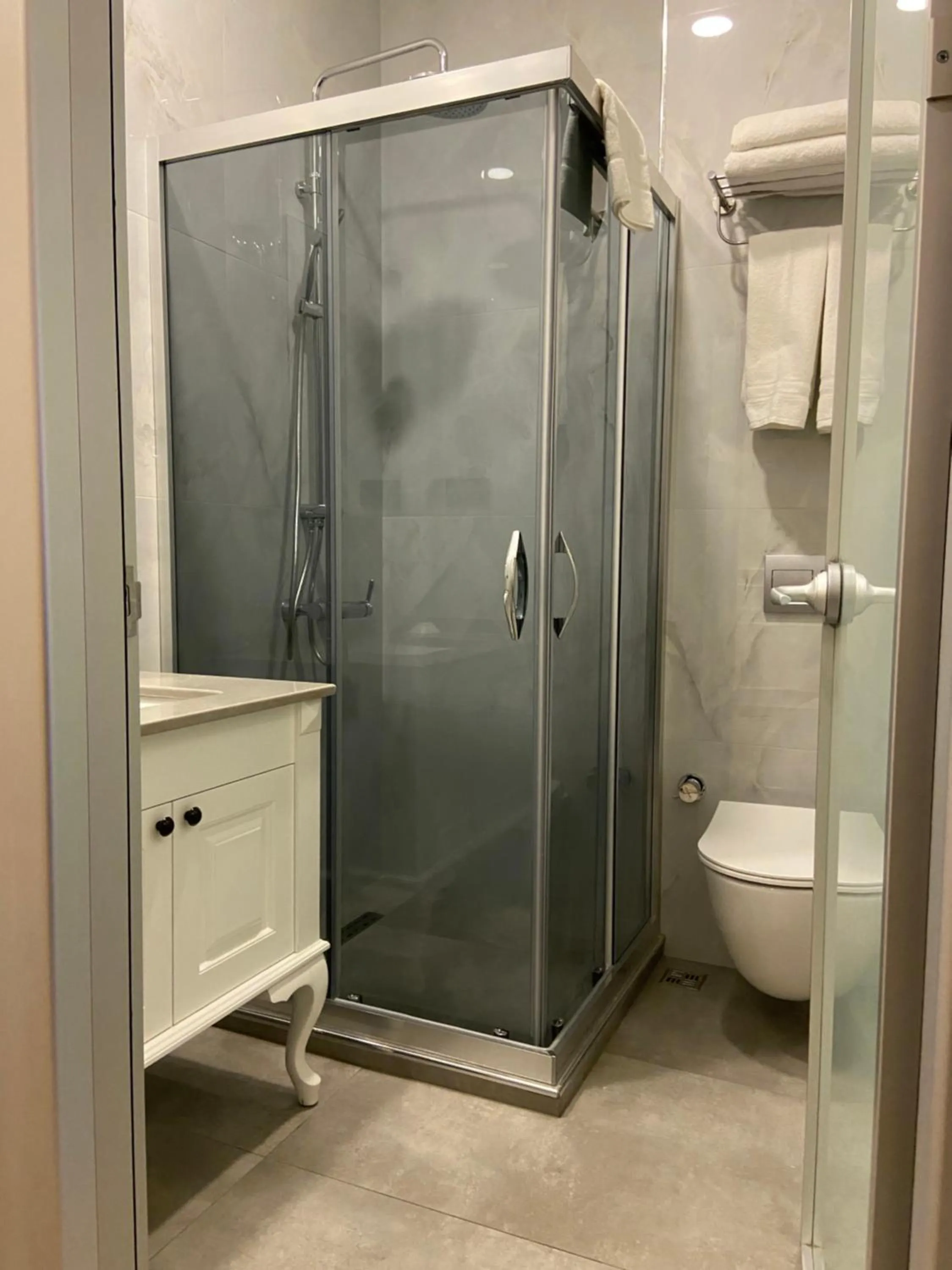 Bathroom in Istanbul Town Hotel