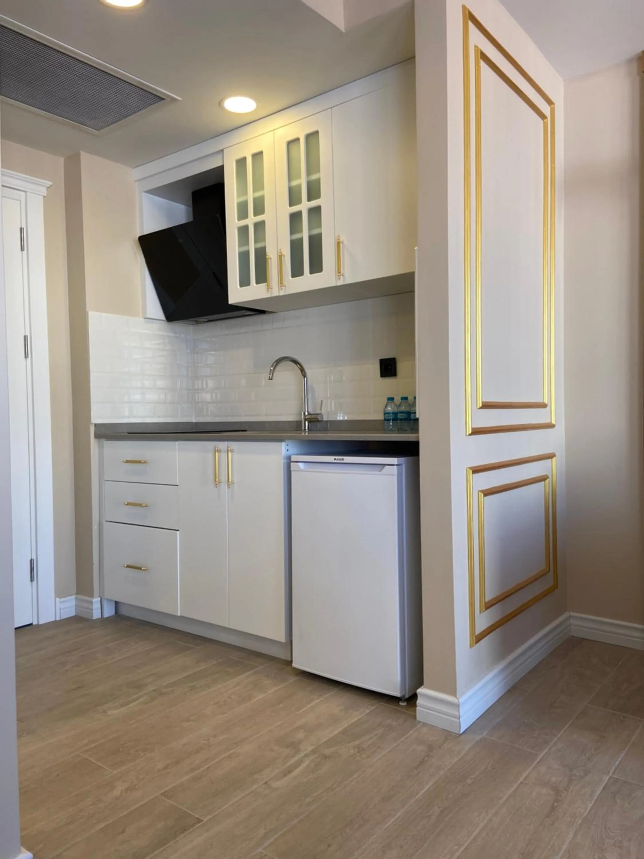 Kitchen or kitchenette in Istanbul Town Hotel