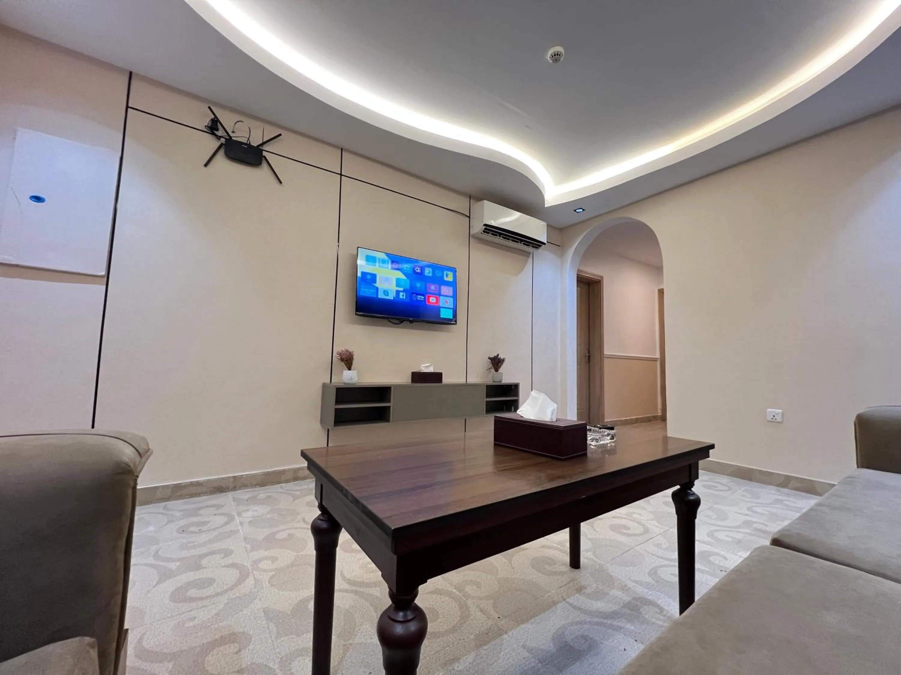 TV and multimedia in Rose Star Hotel