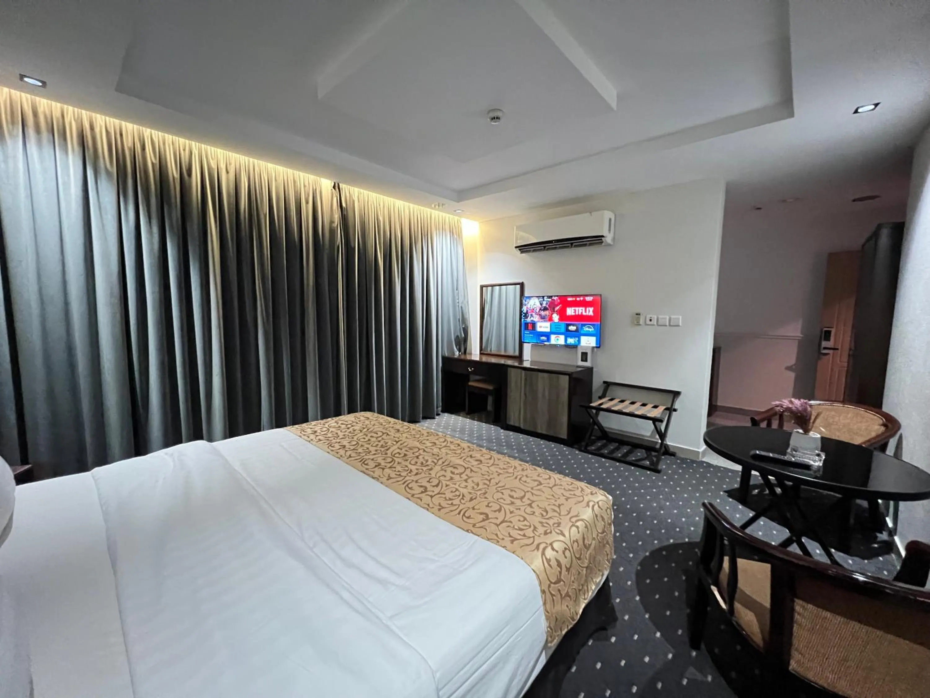 Bed in Rose Star Hotel