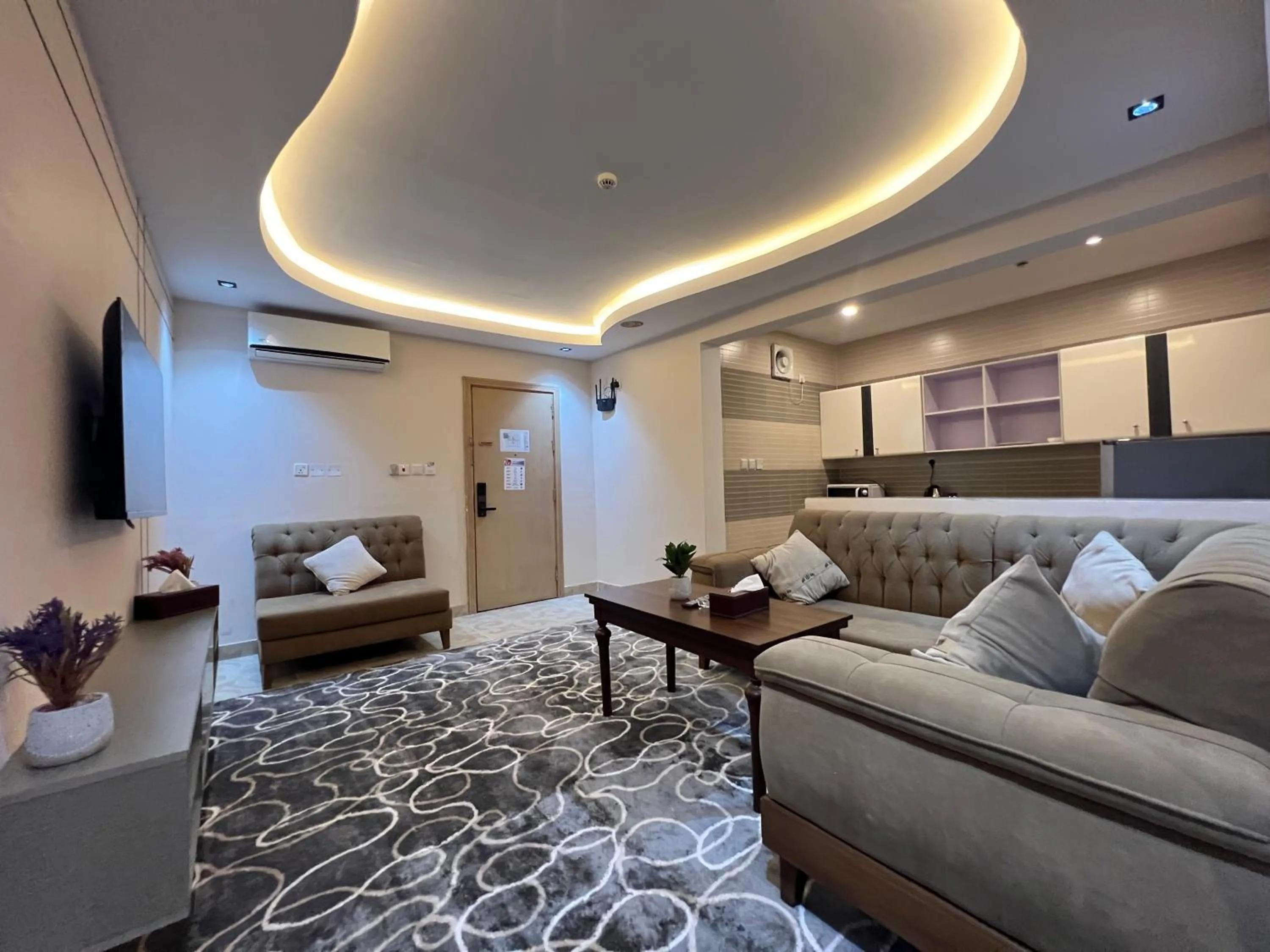 TV and multimedia in Rose Star Hotel