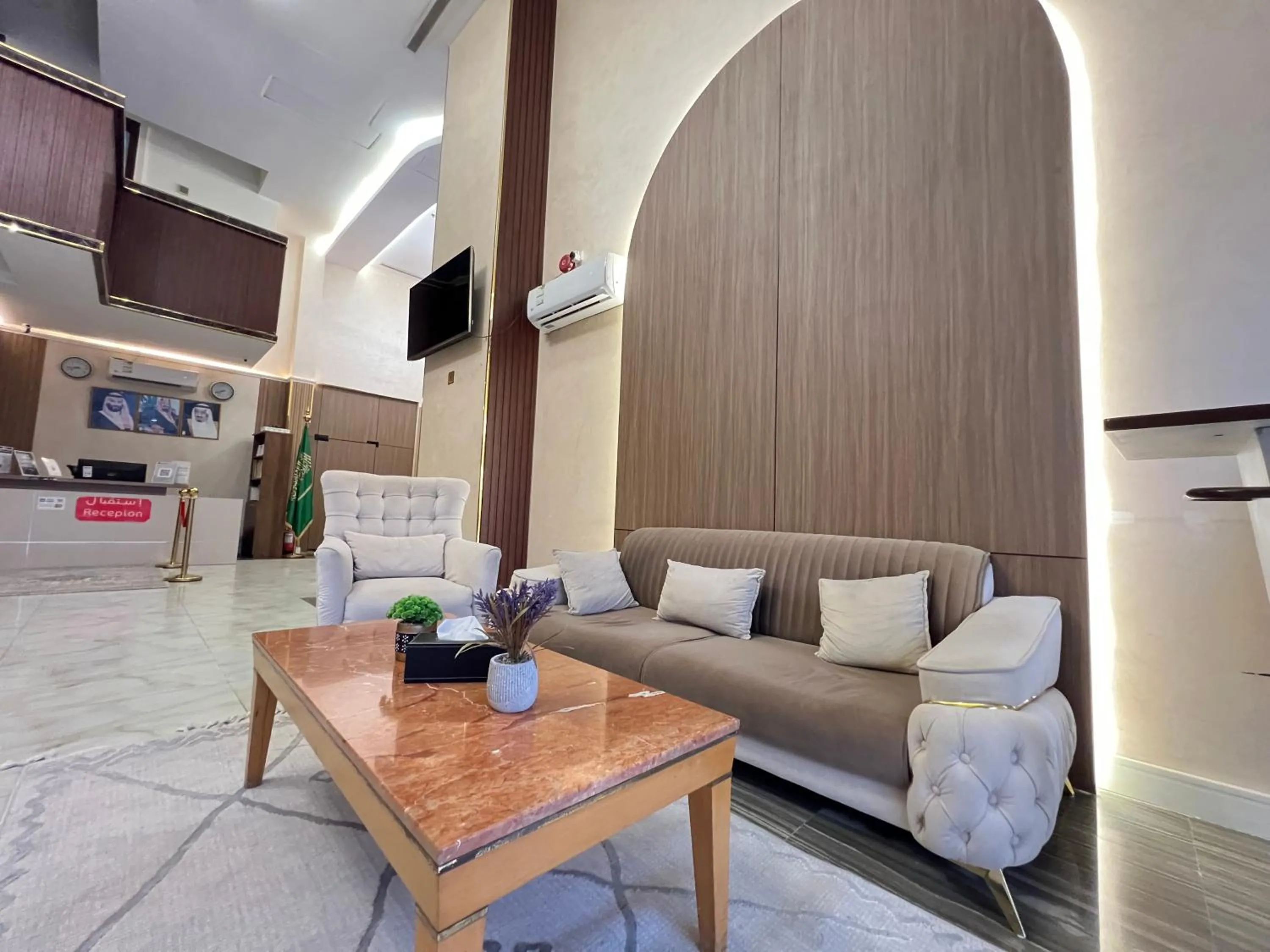 TV and multimedia in Rose Star Hotel