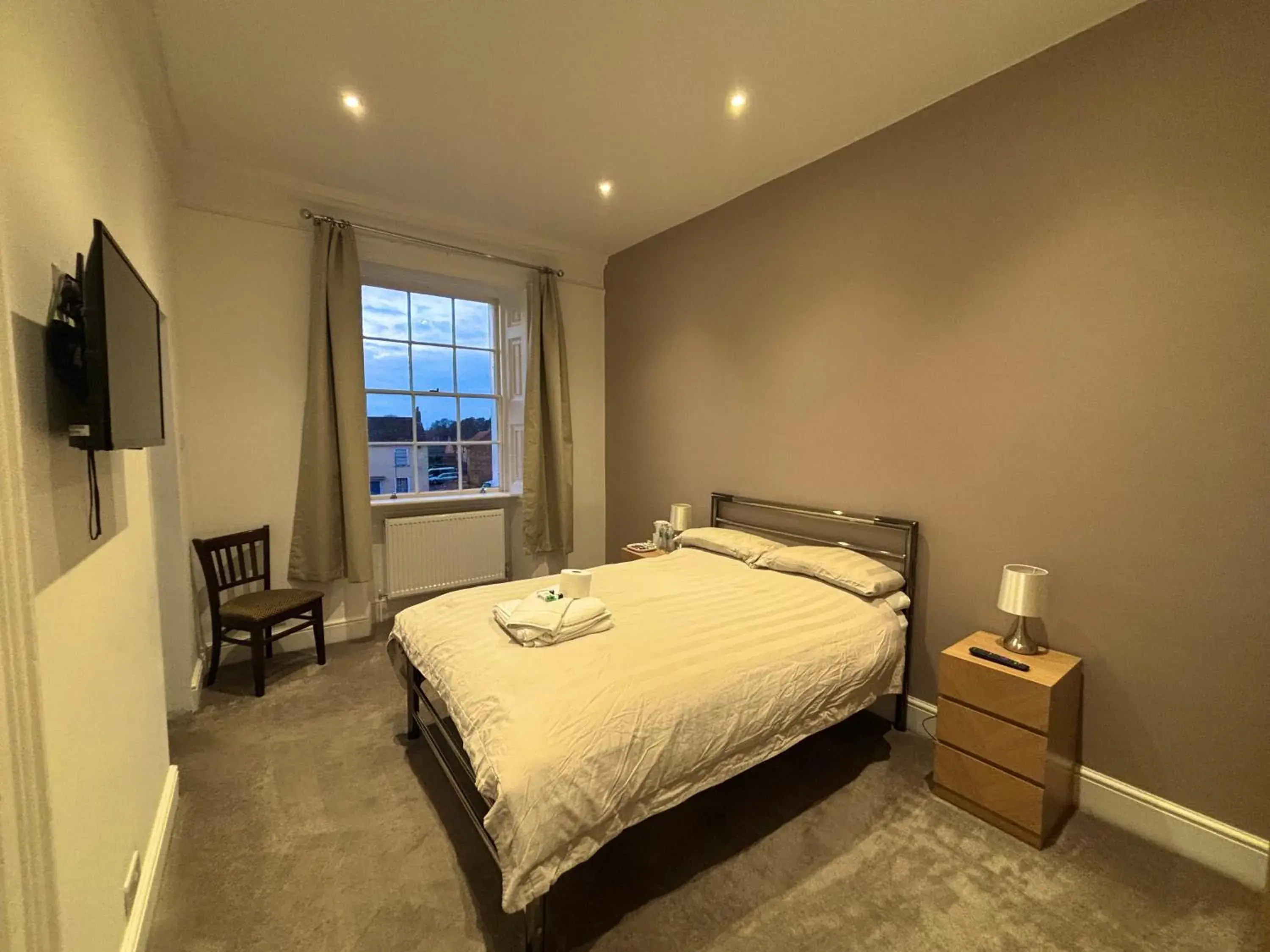 Double Room in Brandon House Double Room in Brandon House