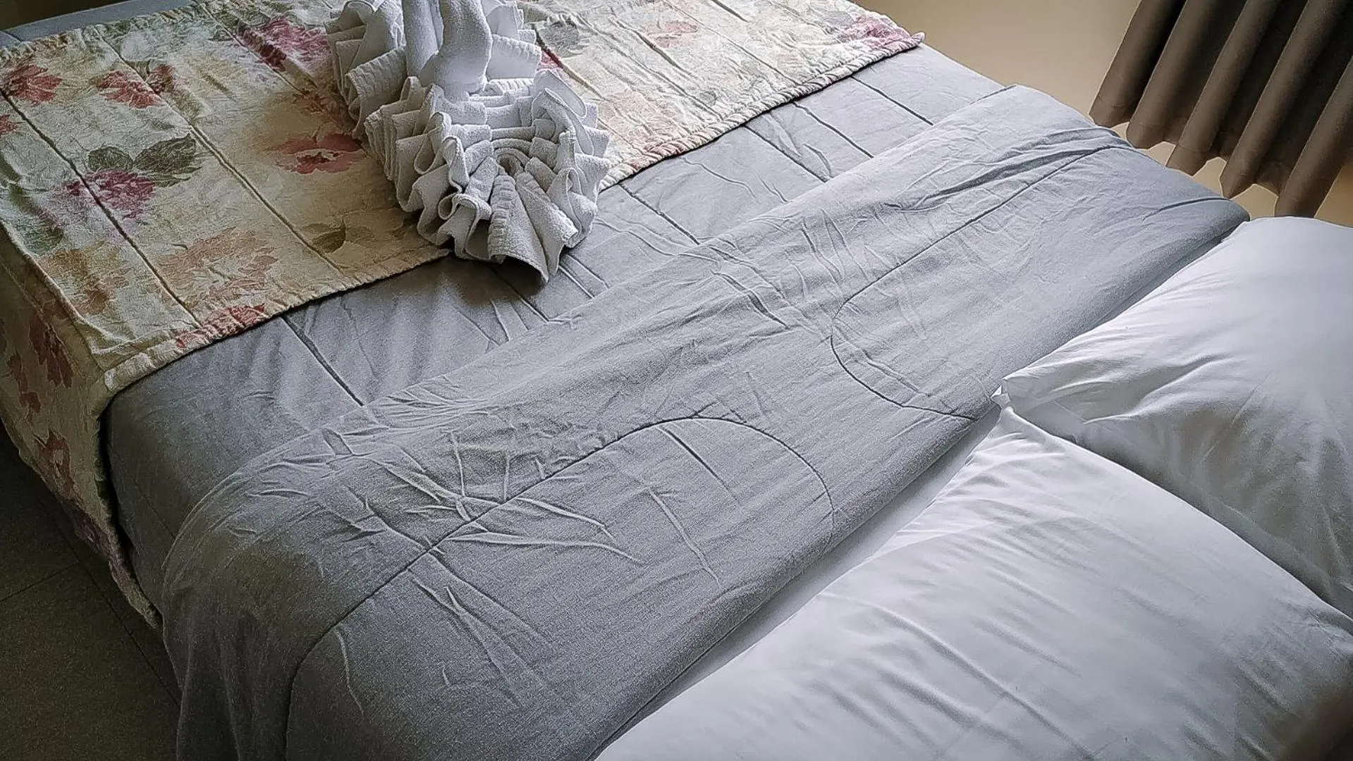 Bed in Rede Andrade Biton