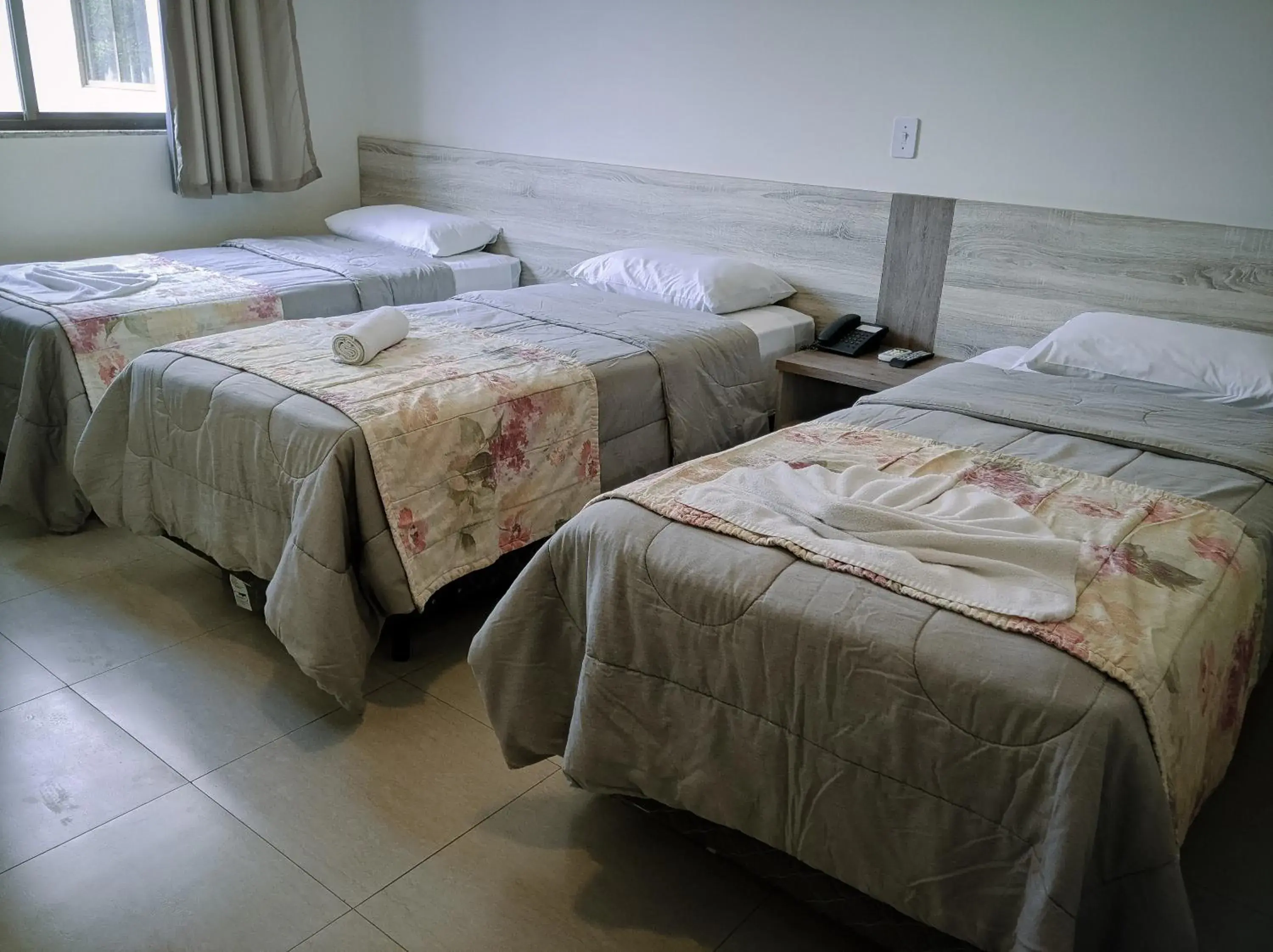 Bed in Rede Andrade Biton Bed in Rede Andrade Biton