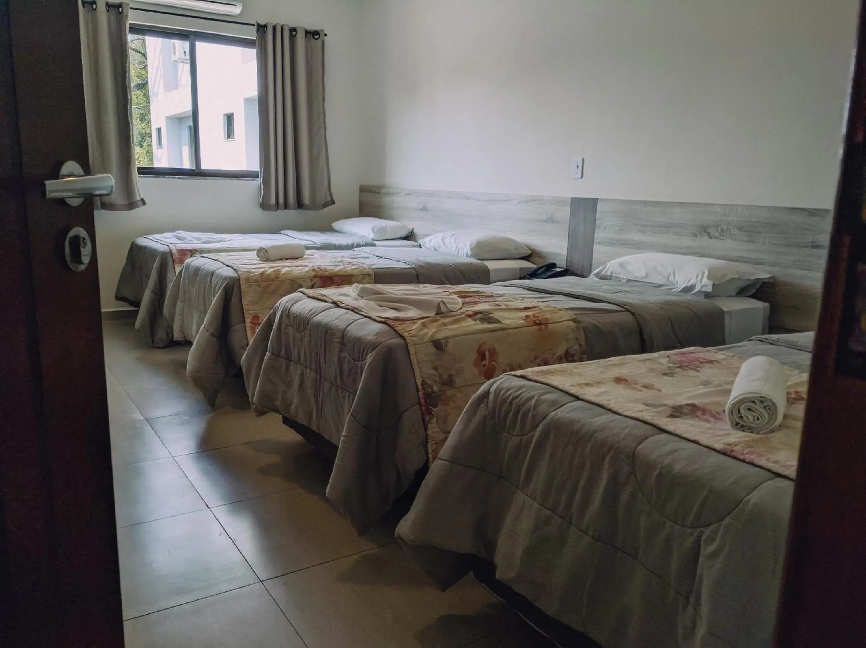 Bed in Rede Andrade Biton Bed in Rede Andrade Biton