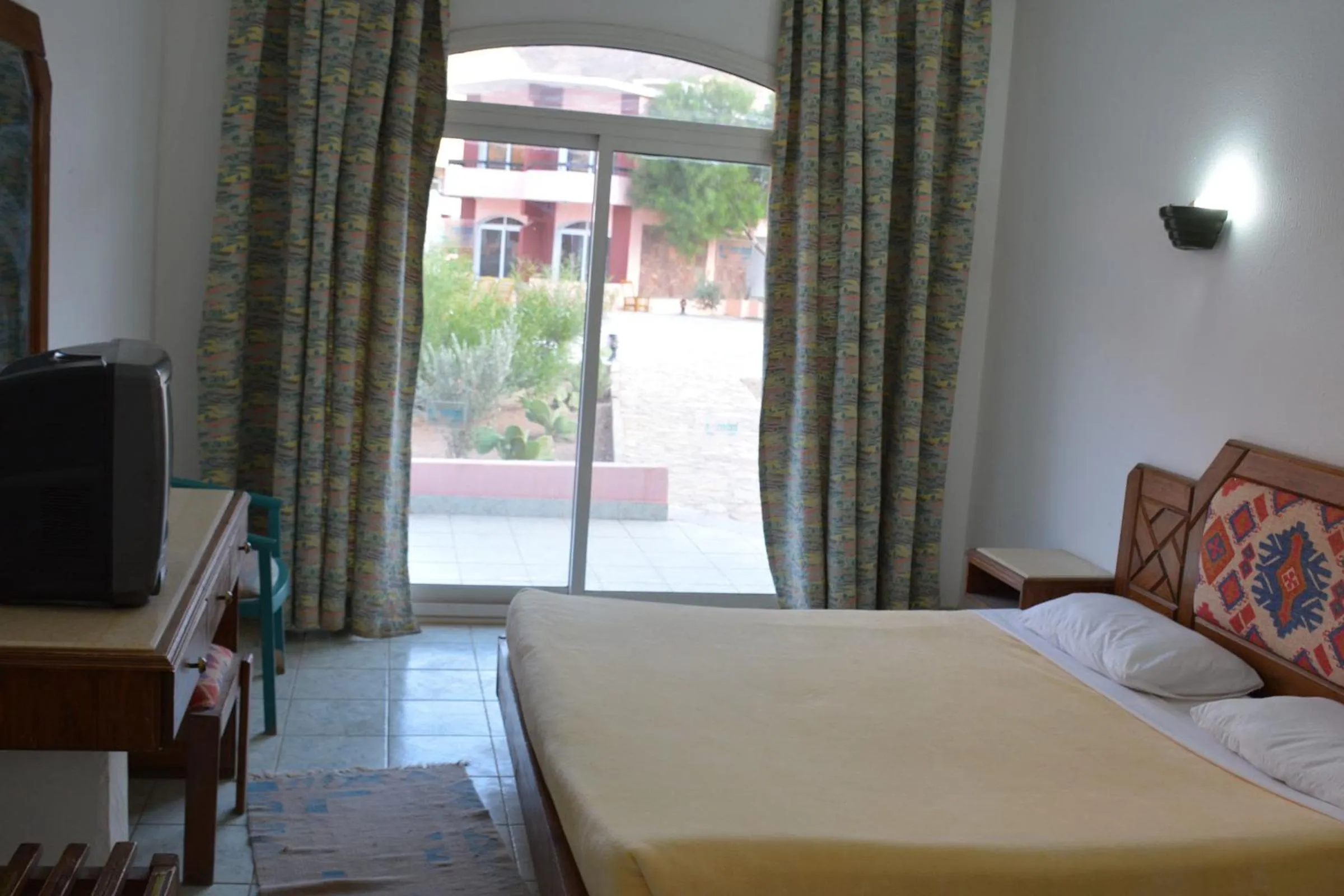 Bedroom, Bed in Morgenland Holly Village