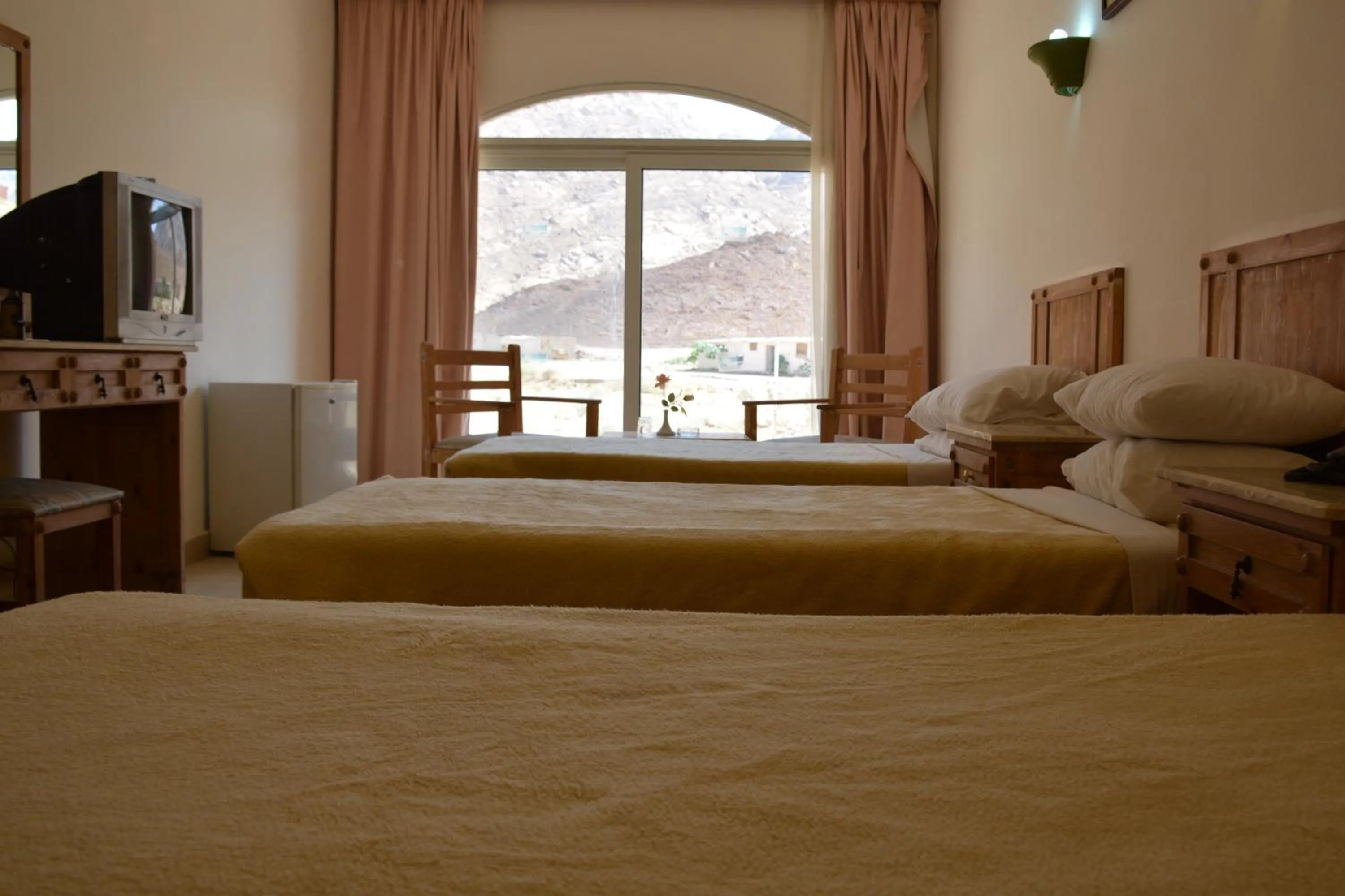 Mountain view, Bed in Morgenland Holly Village