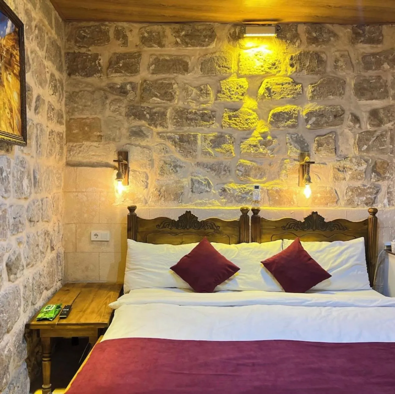 Bed in Kasr-ı Han Konağı Otel