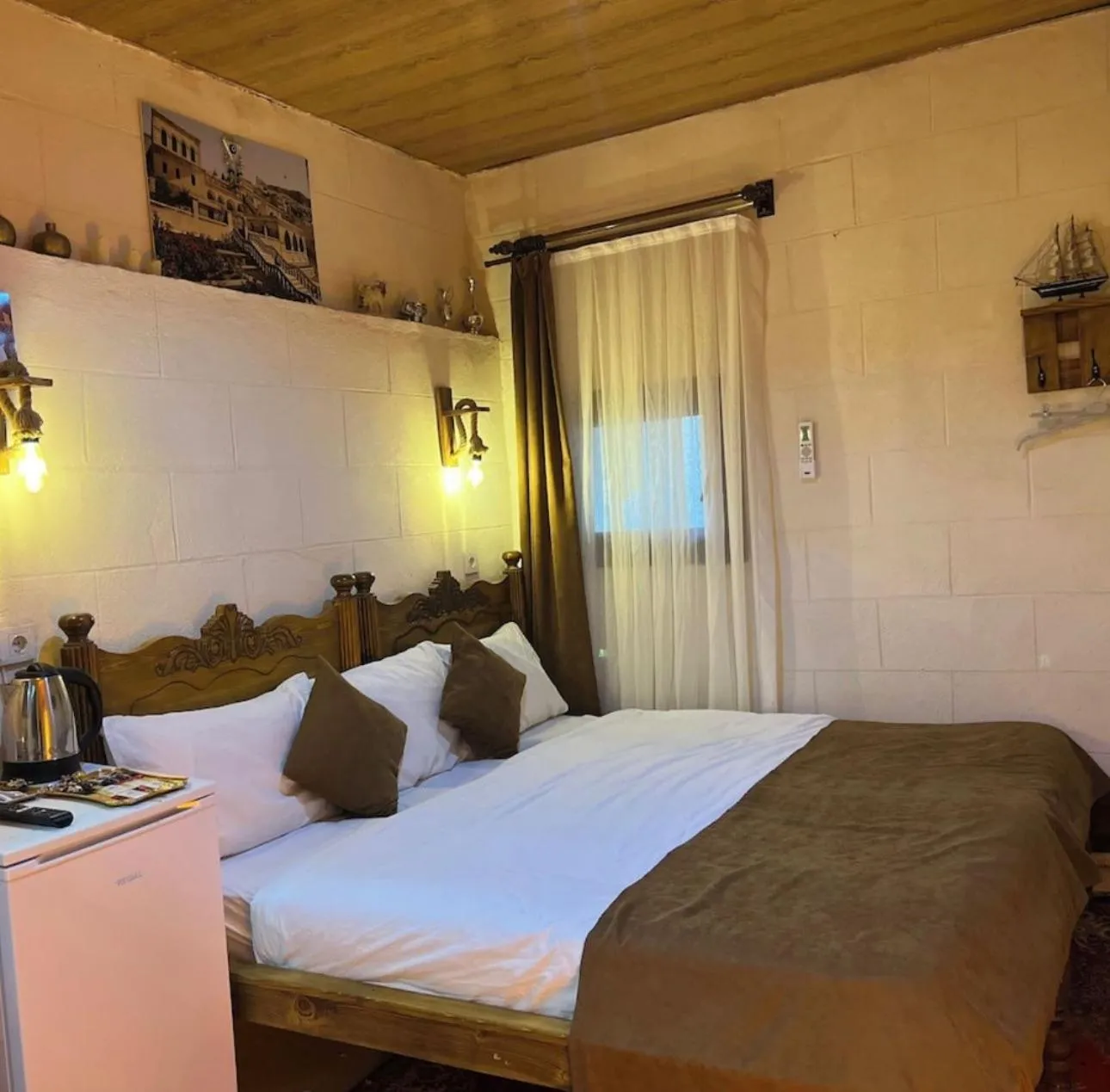 Bed in Kasr-ı Han Konağı Otel