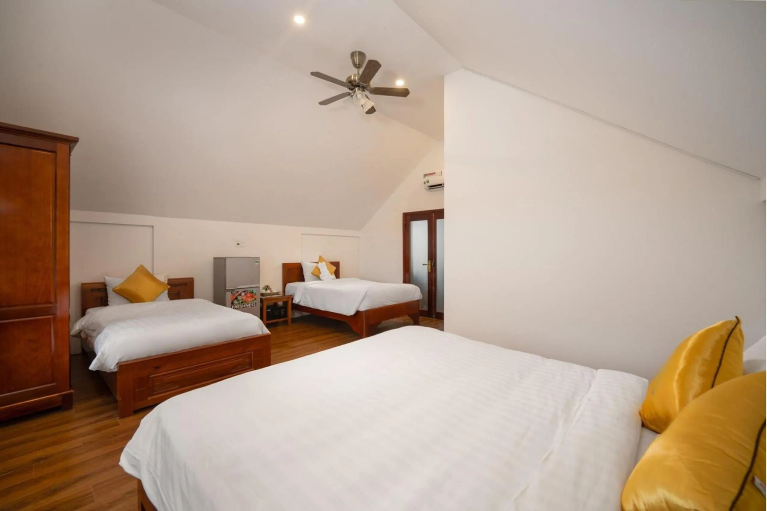 Bed in Ony Retreat Villas