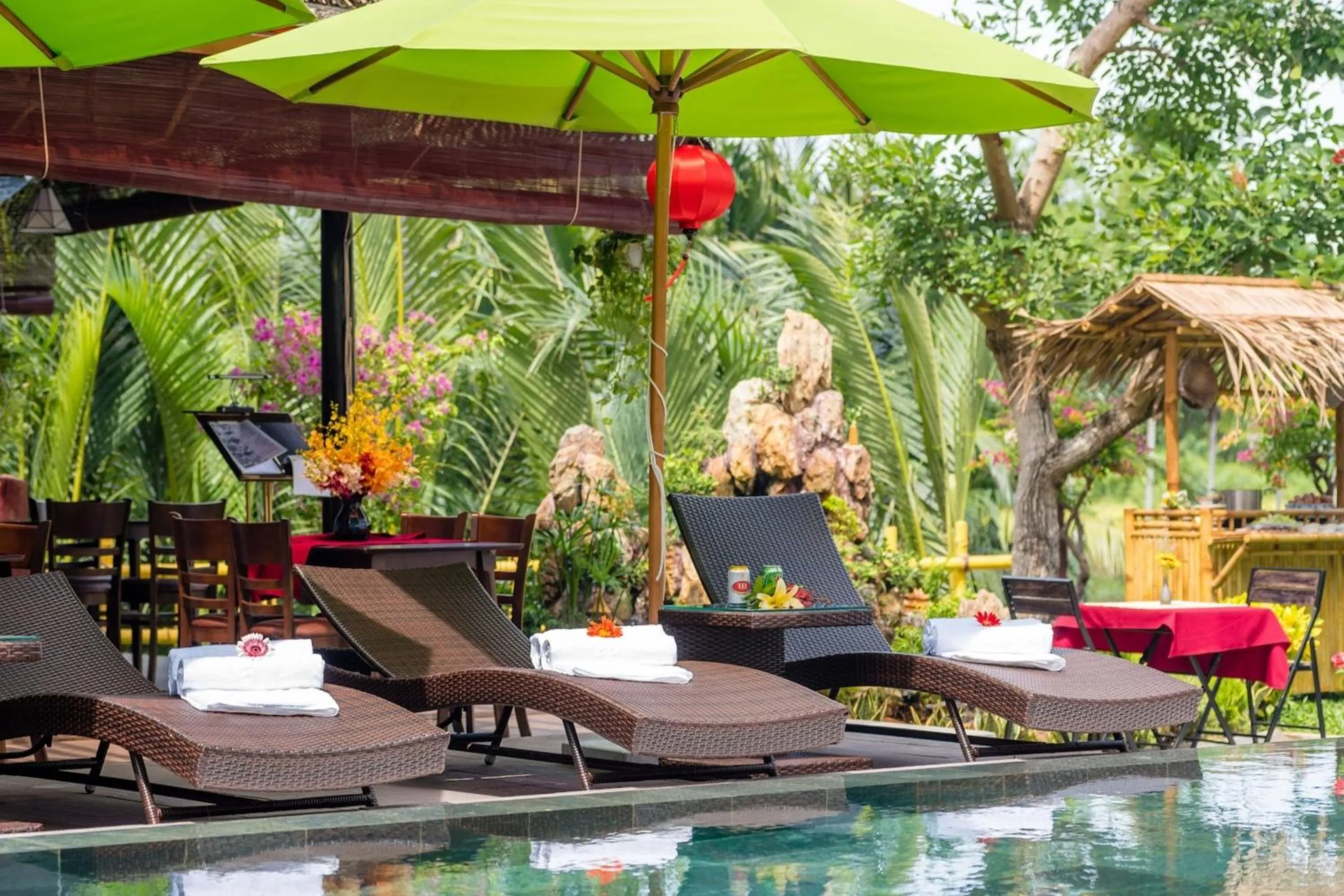 Patio in Ony Retreat Villas