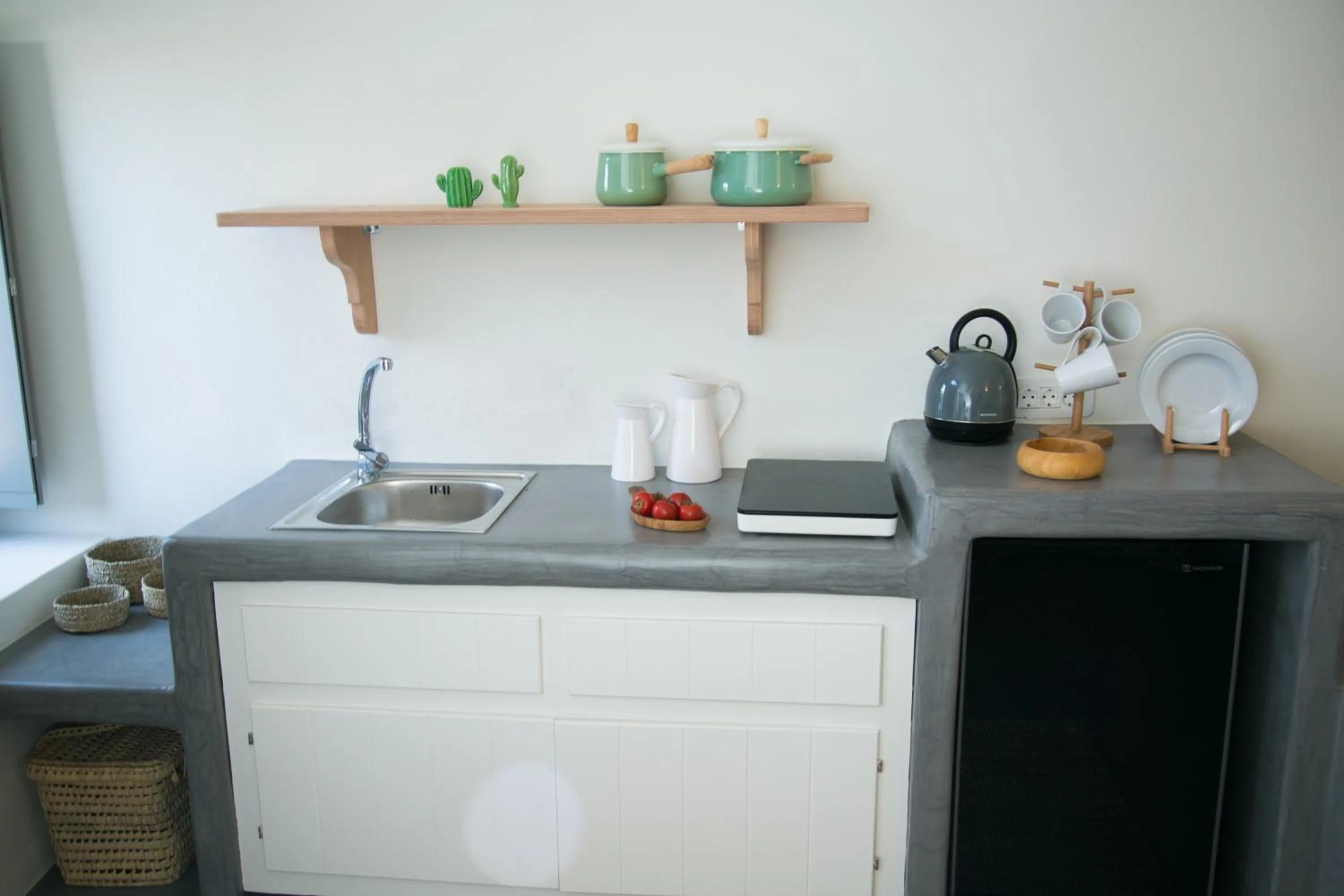 Kitchen or kitchenette in Santorini Villas
