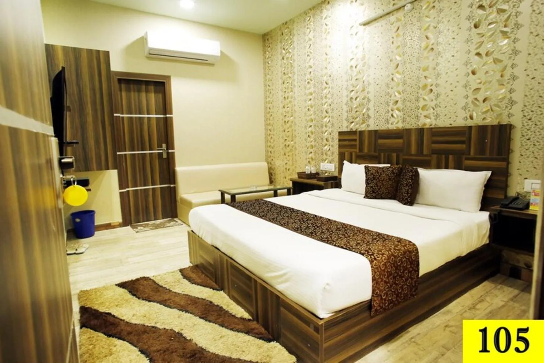 Bedroom, Bed in Hotel LAVENIR