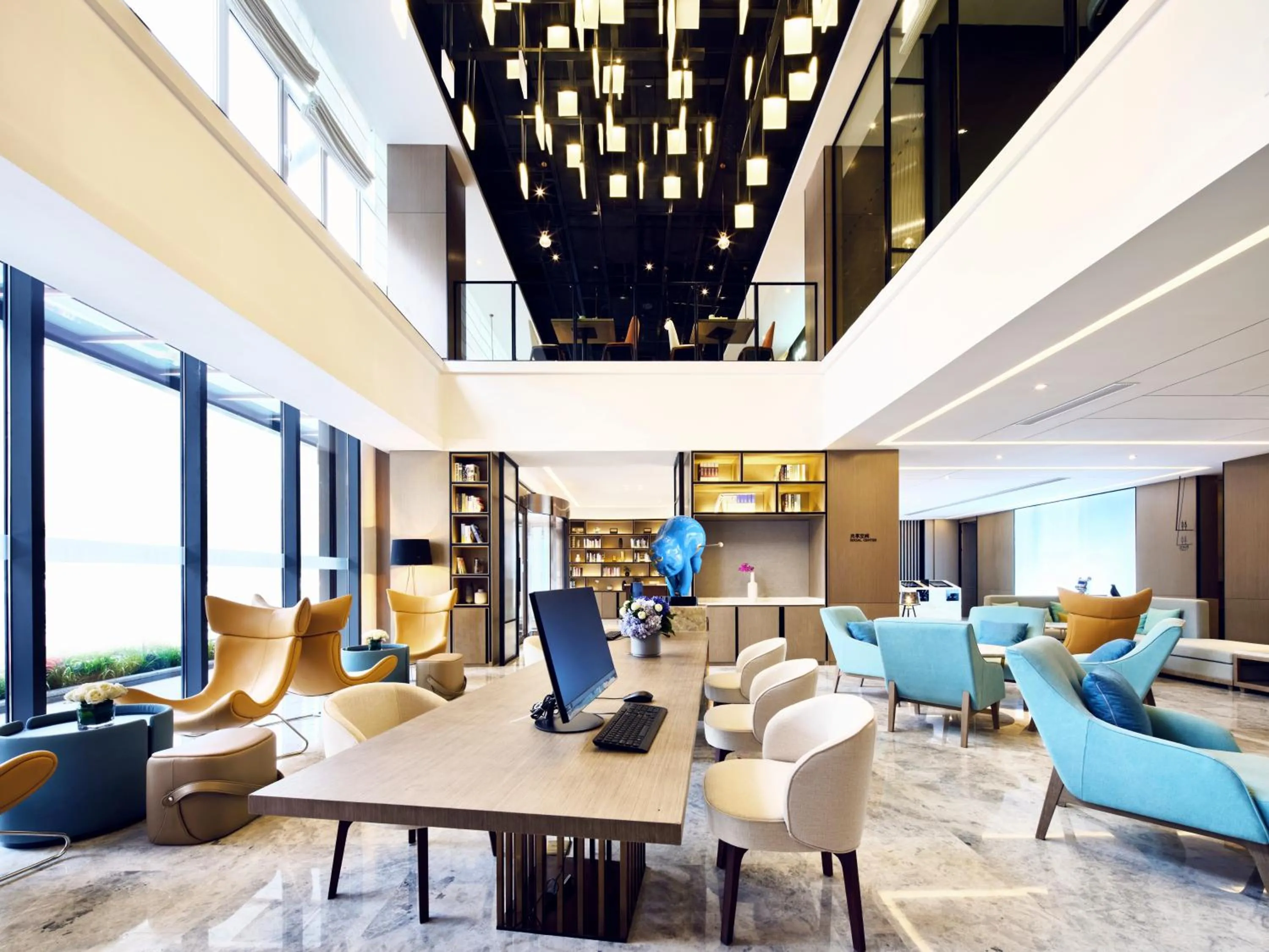 Seating area in Wanda Moments Heze