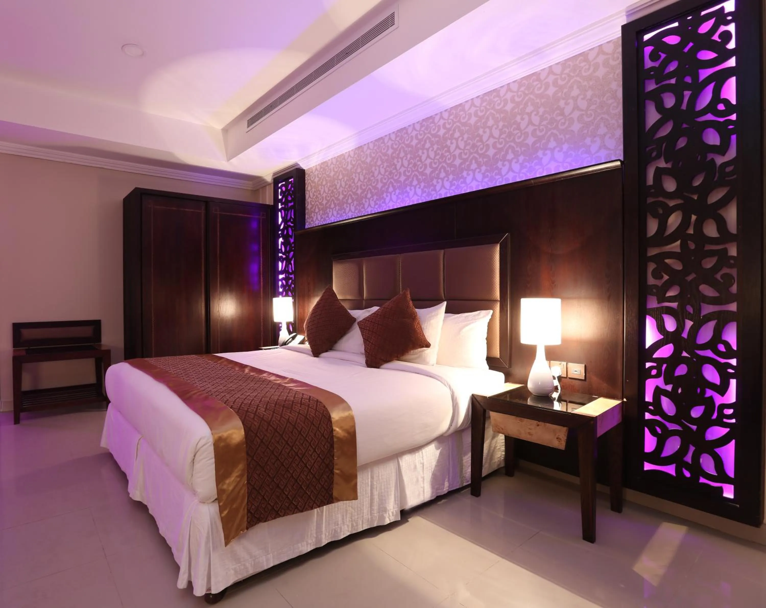 Bed in Park Jizan Hotel