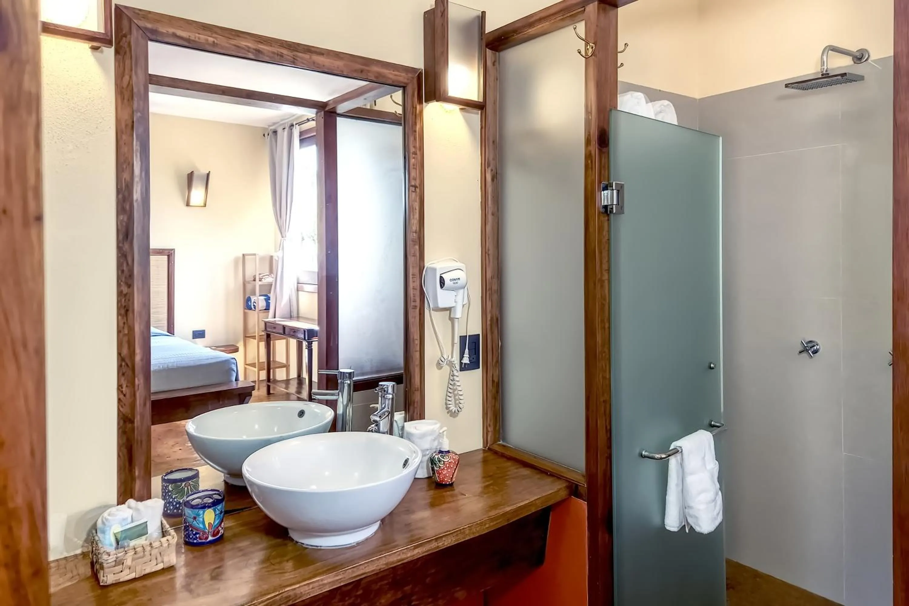 Shower in Hotel Casa San Pancho