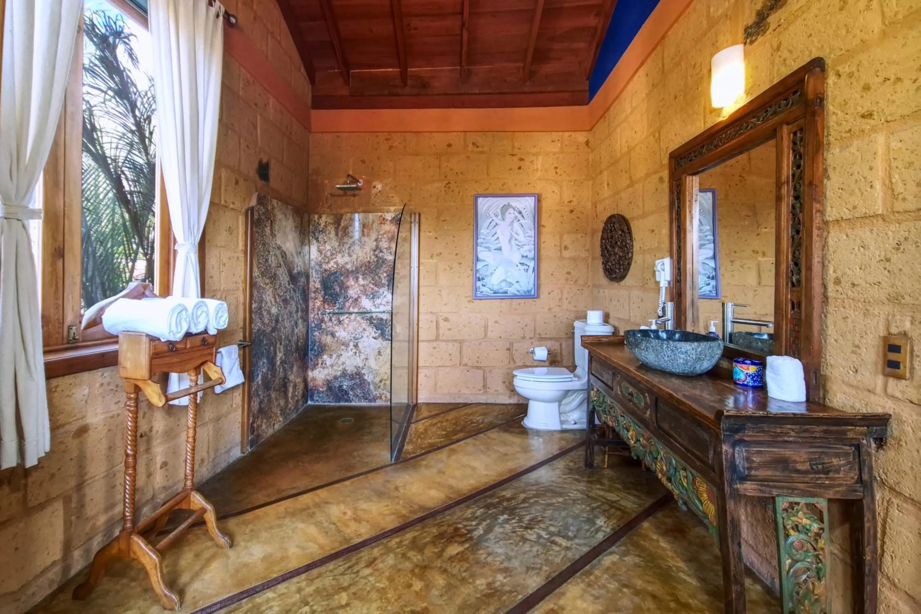 Bathroom in Hotel Casa San Pancho