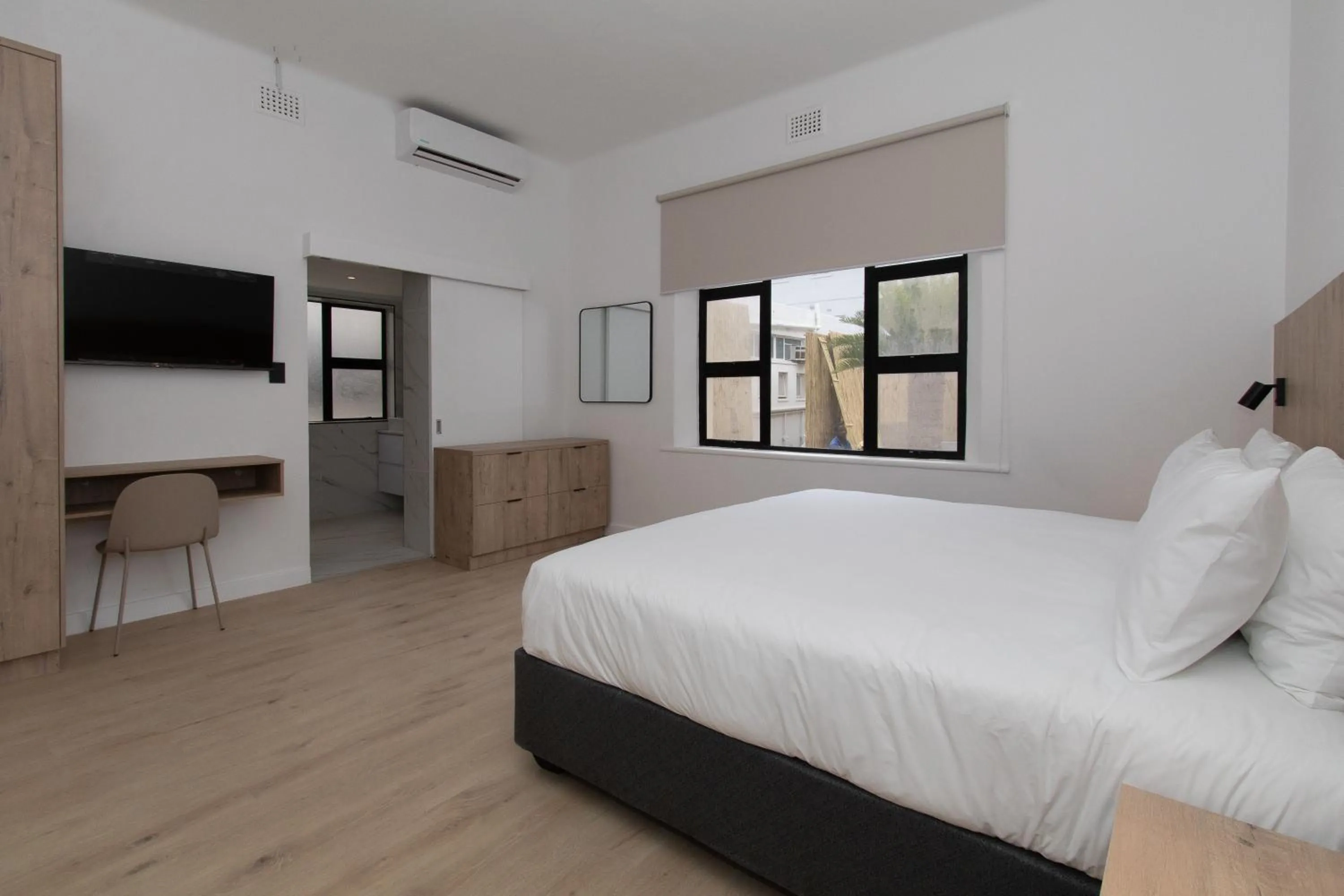 Bed in Elsewhere