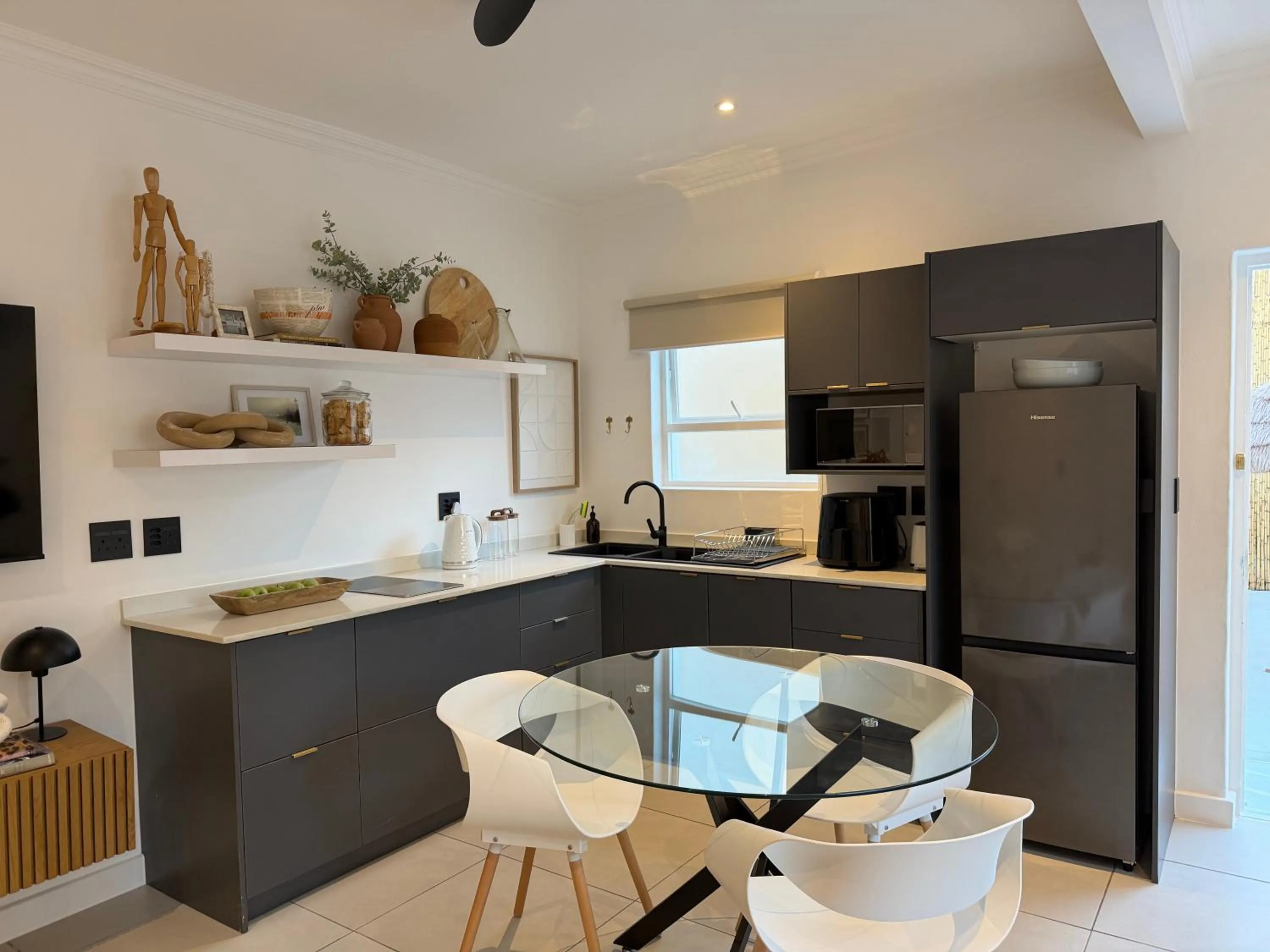Kitchen or kitchenette in Elsewhere