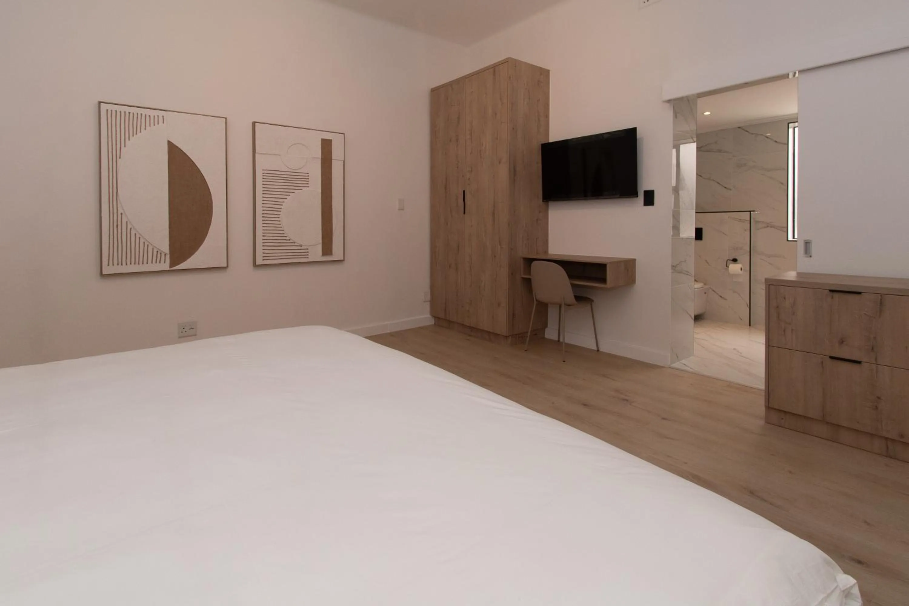 Bed in Elsewhere