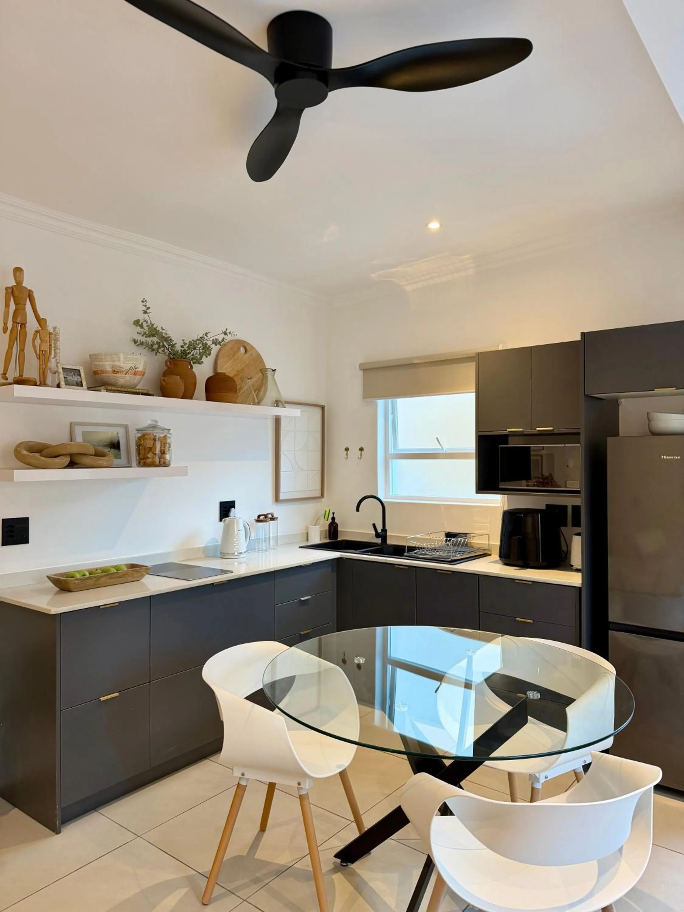 Kitchen or kitchenette in Elsewhere