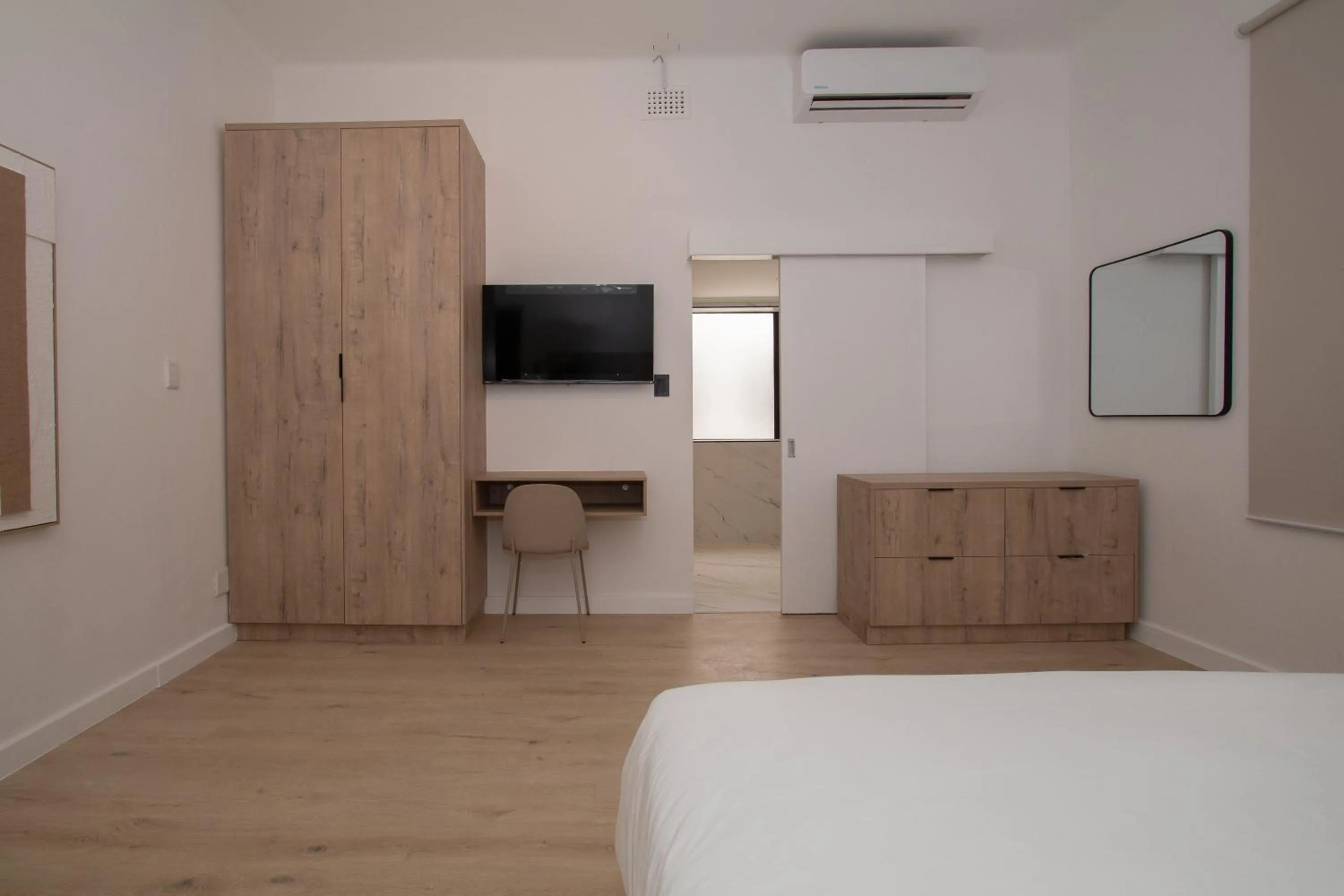 Bed in Elsewhere