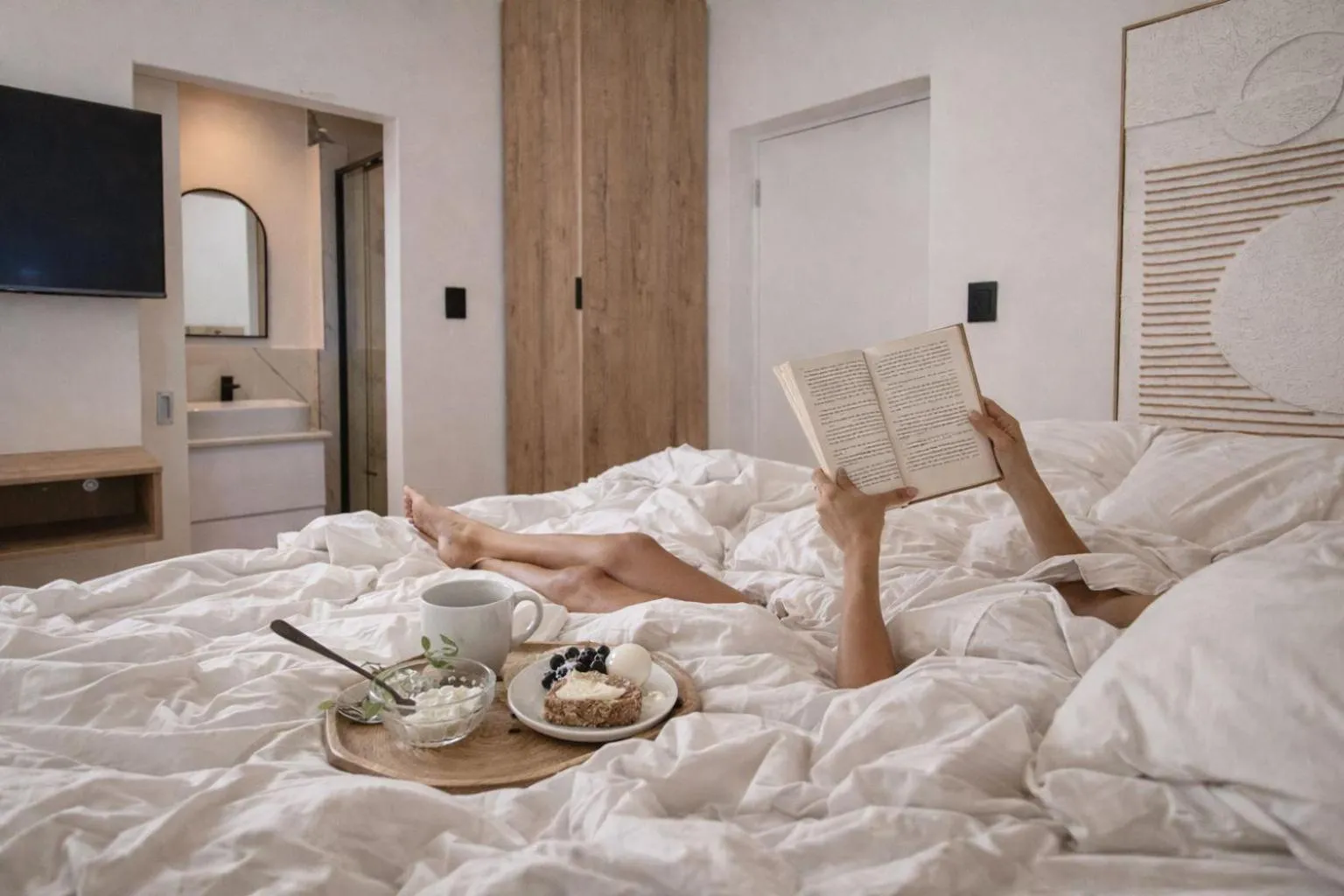 Bedroom, Bed in Elsewhere