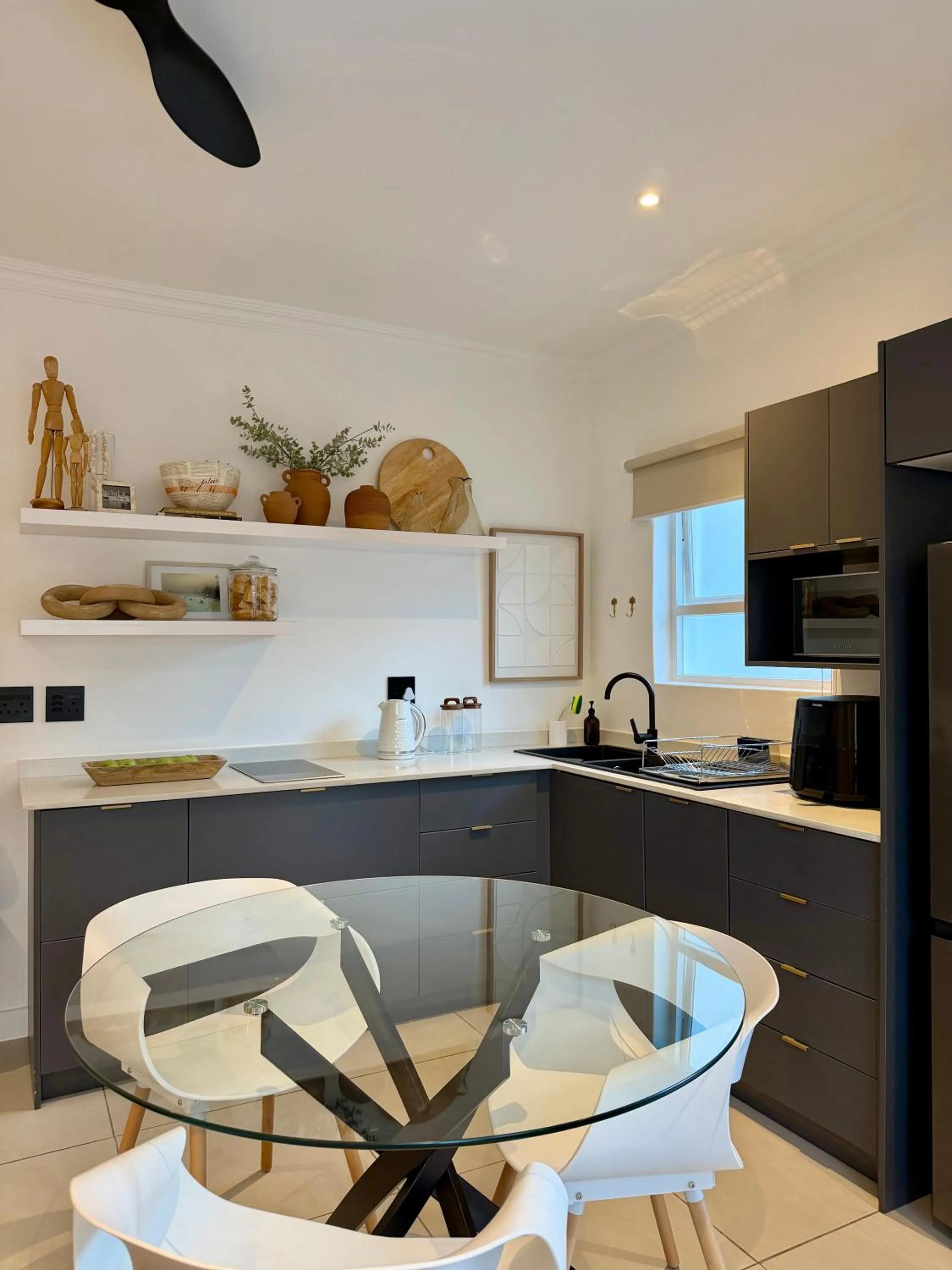 Kitchen or kitchenette in Elsewhere